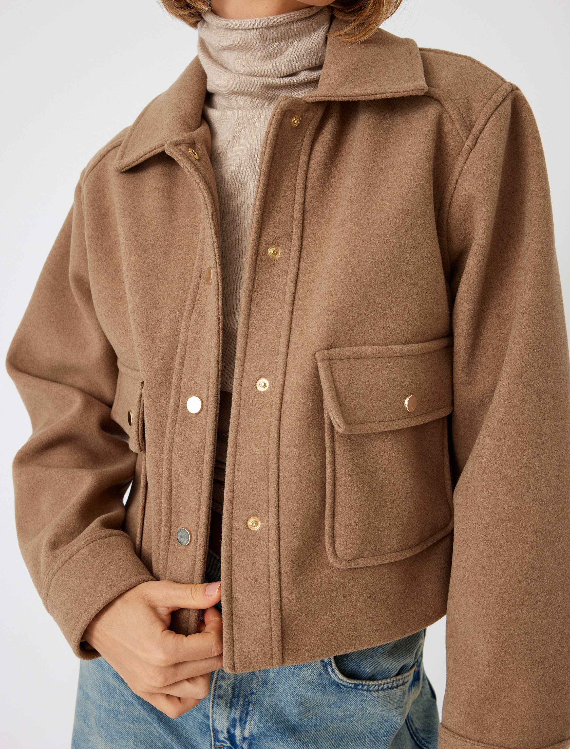 Düğmeli Cepli Gömlek Yaka Crop Kaşe Ceket