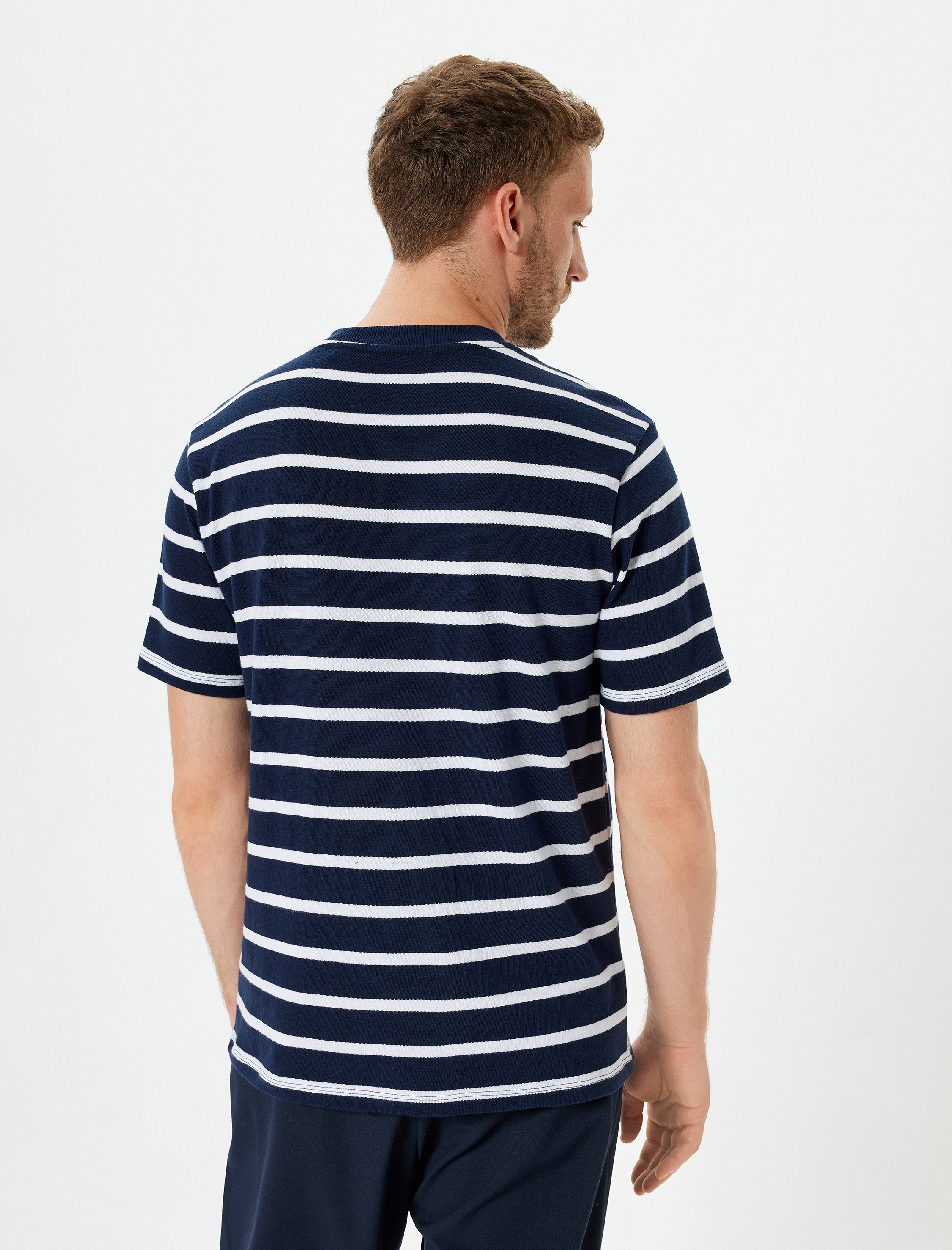   Bisiklet Yaka Pamuklu Kısa Kollu Tişört