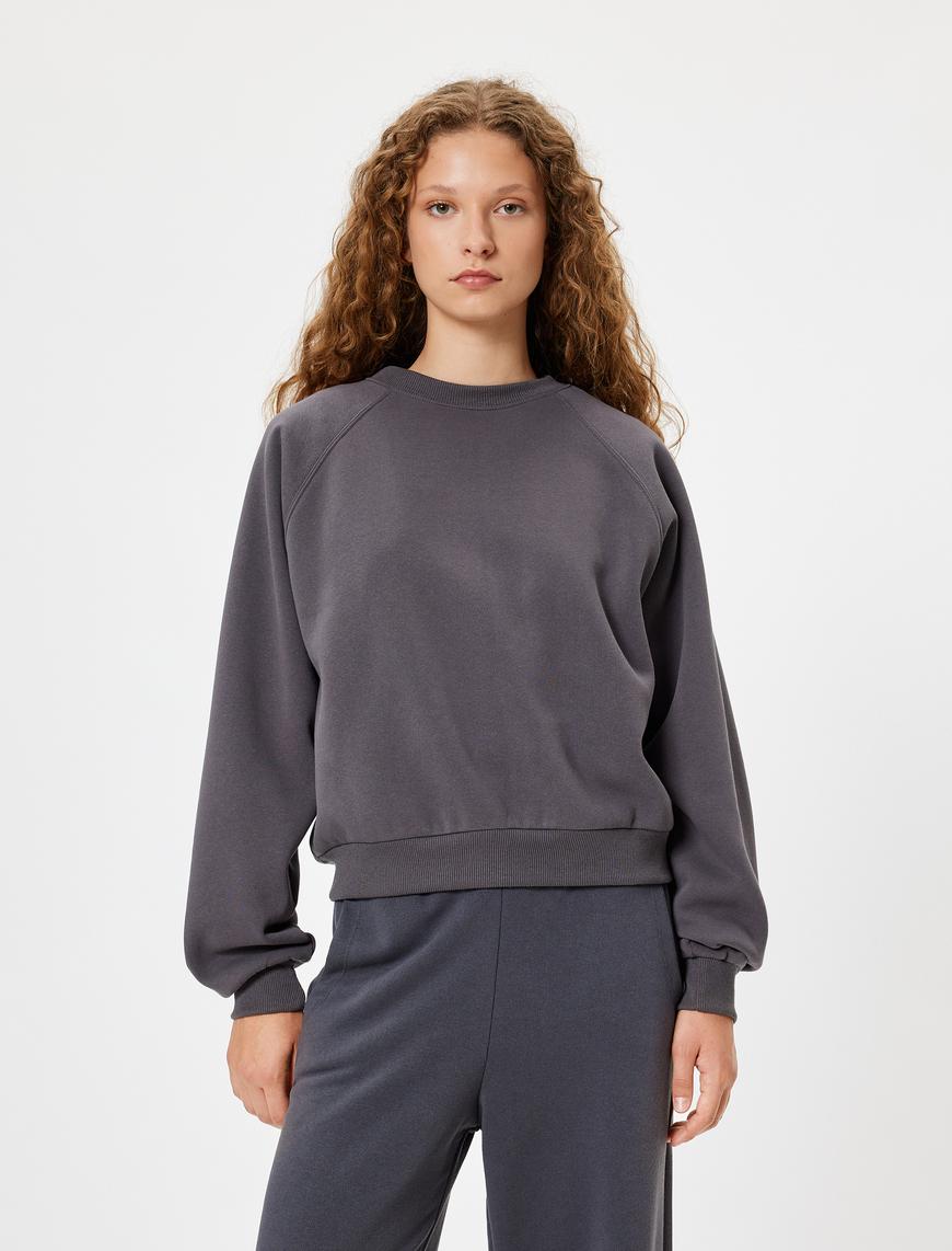   Basic Oversize Sweatshirt Bisiklet Yaka Uzun Kollu Ribanalı Şardonlu