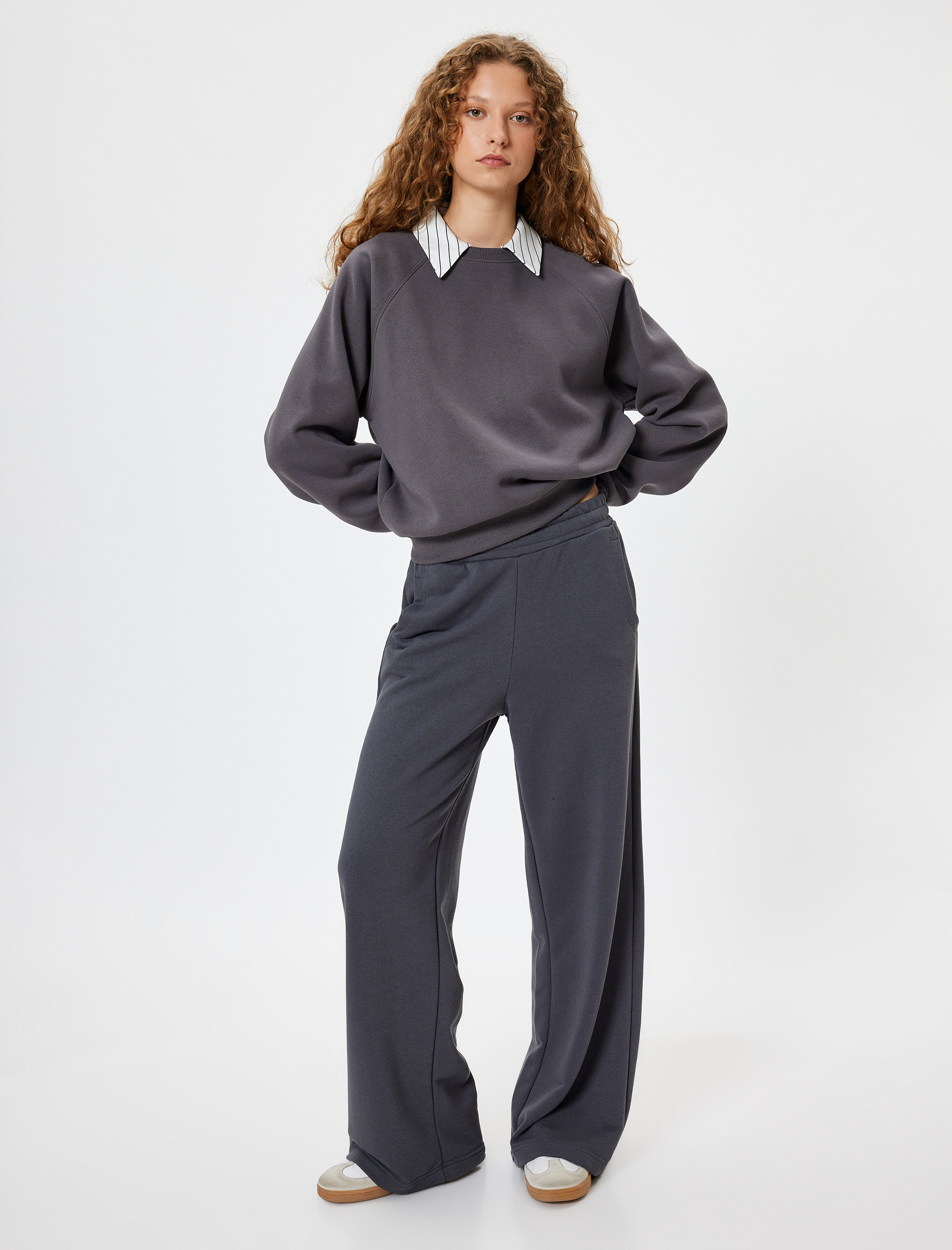   Basic Oversize Sweatshirt Bisiklet Yaka Uzun Kollu Ribanalı Şardonlu