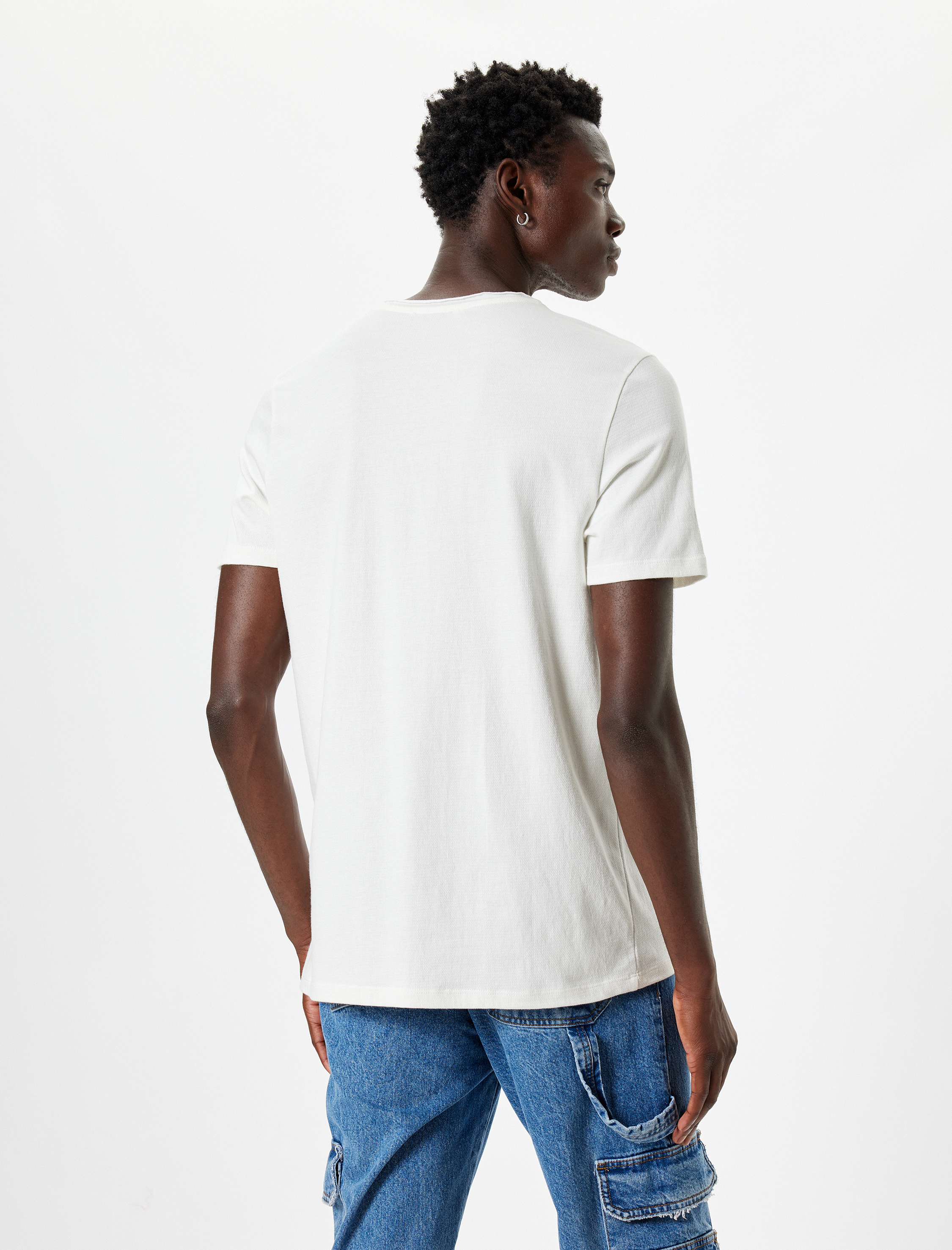   Pamuklu Kısa Kollu Regular Fit Bisiklet Yaka Basic Tişört