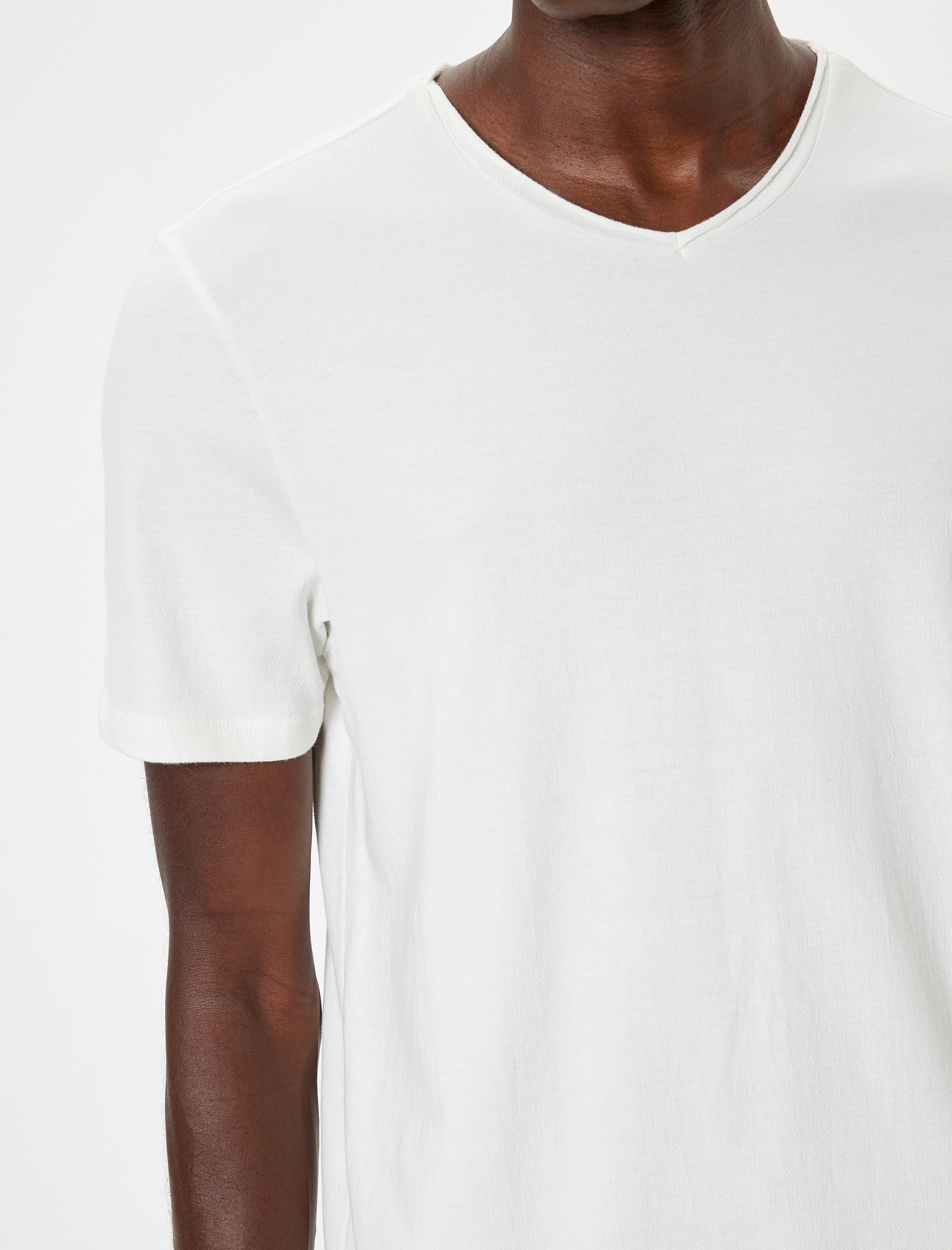   Pamuklu Kısa Kollu Regular Fit Bisiklet Yaka Basic Tişört