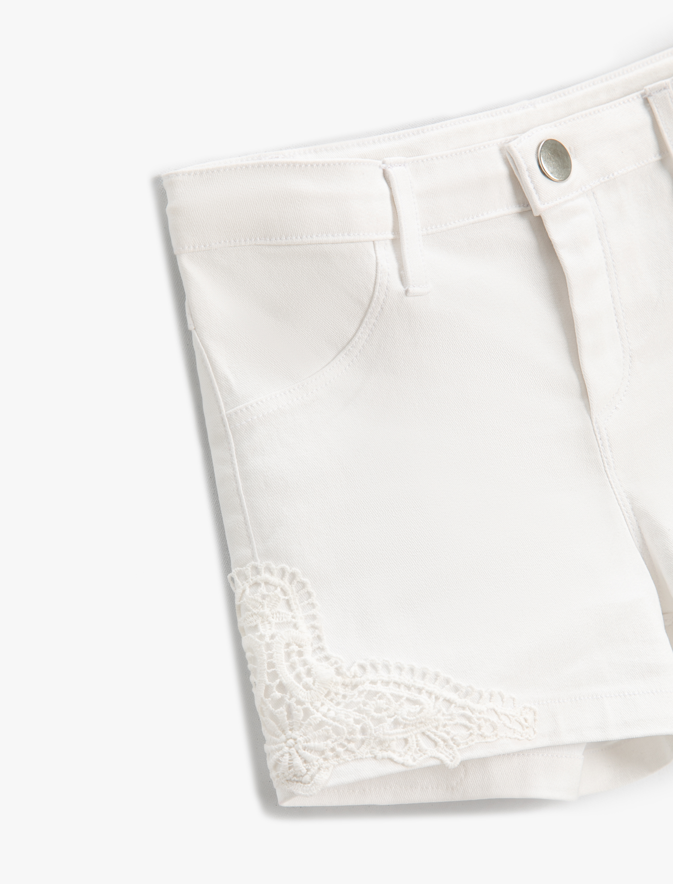  Kız Çocuk Şort Yanları Dantel Detaylı Diz Üstü Cepli