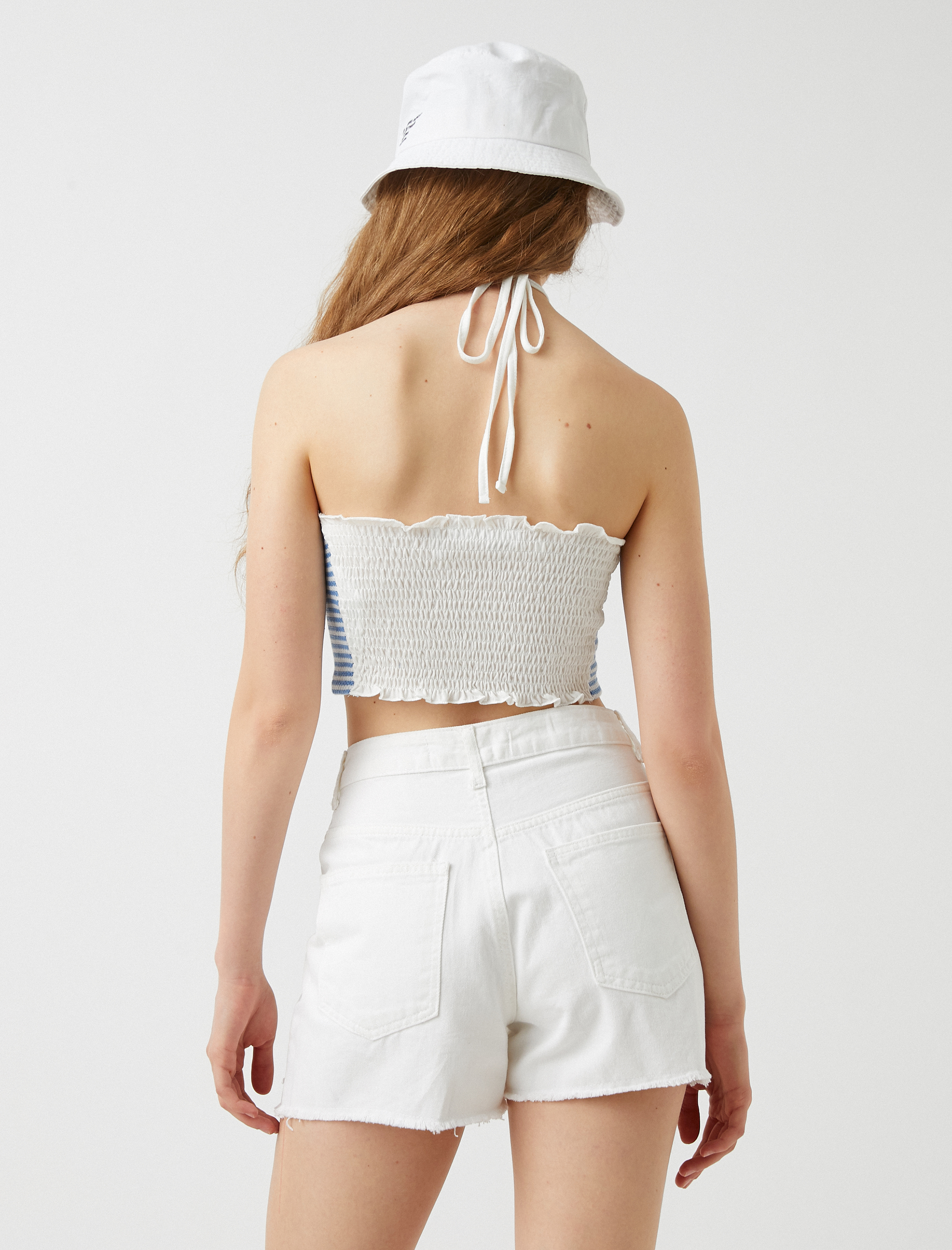   Crop Atlet Kroşe Halter Yaka