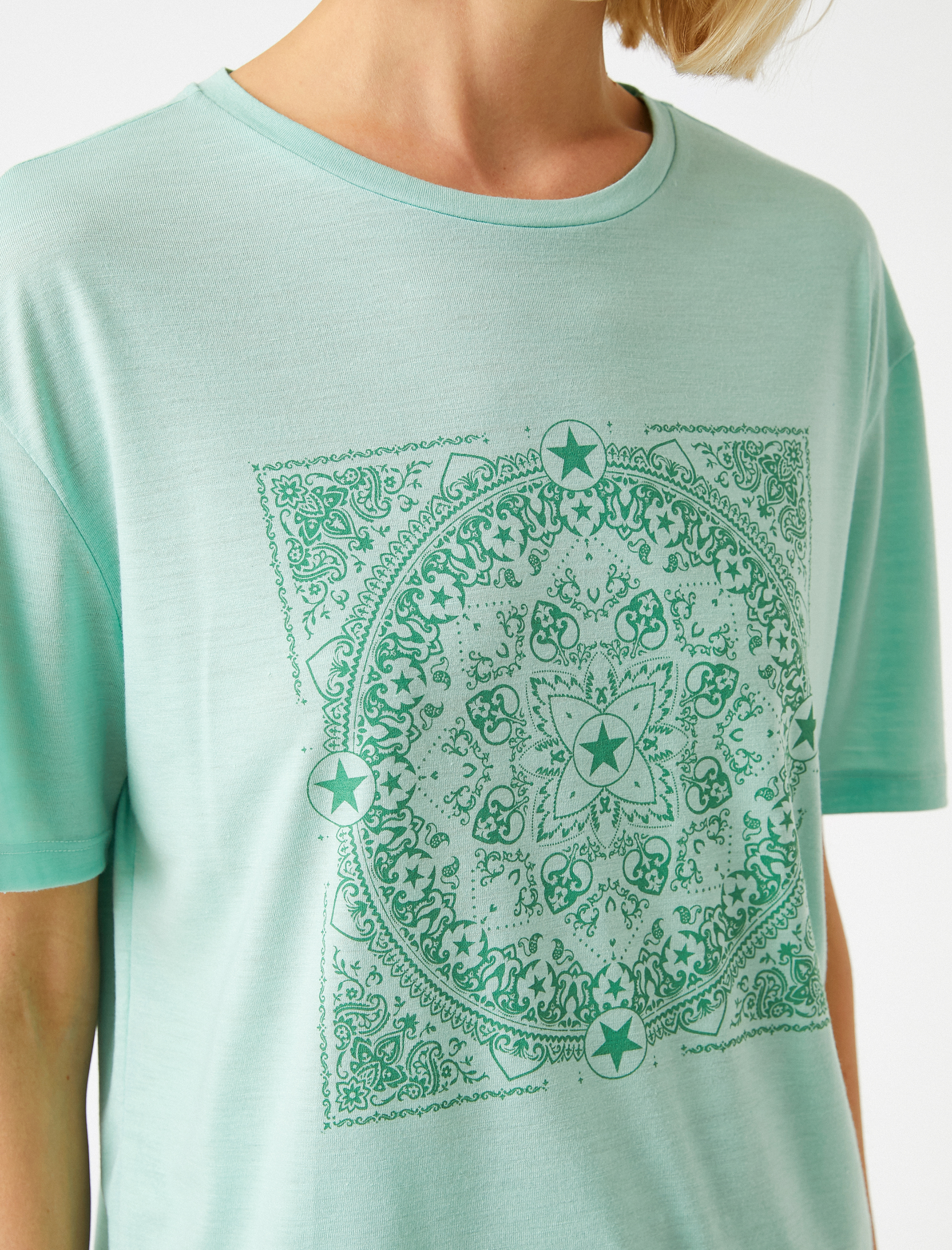   Dökümlü Baskılı Kısa Kollu Tişört Bisiklet Yaka