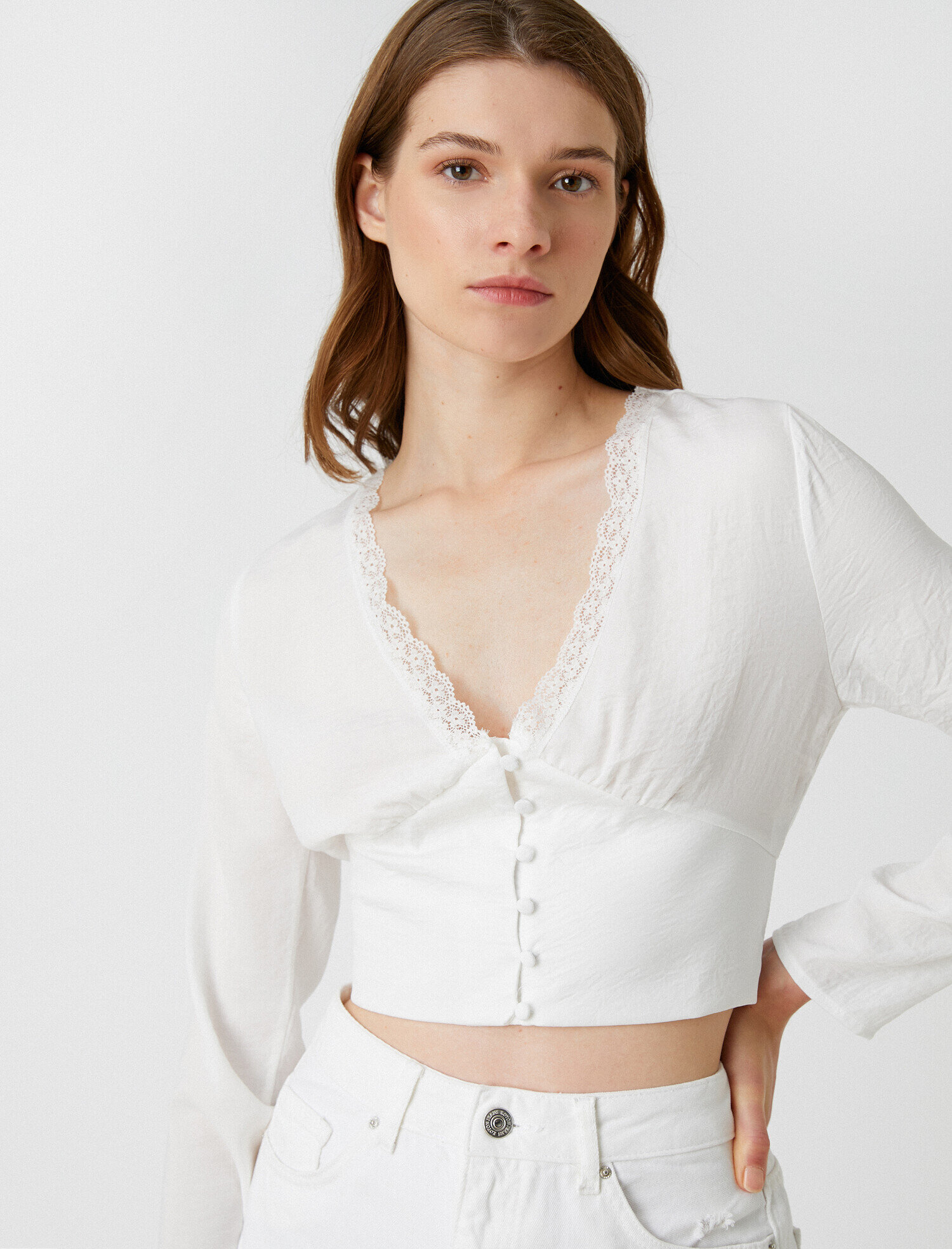   Crop Bluz Uzun Kollu Dantel Detaylı Saten Görünümlü