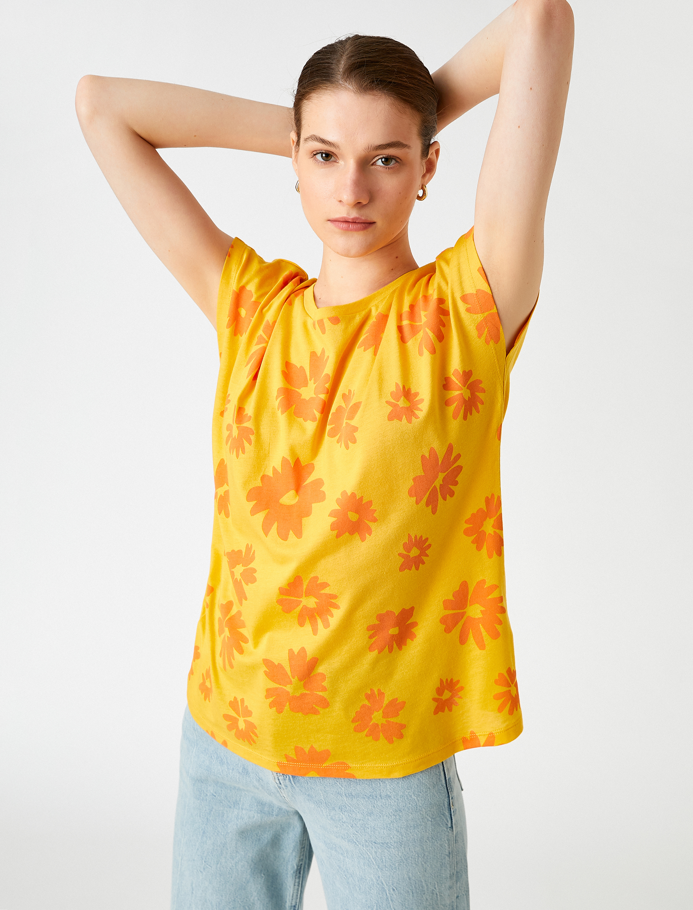   Çiçek Baskılı Tişört Bisiklet Yaka Kısa Kollu