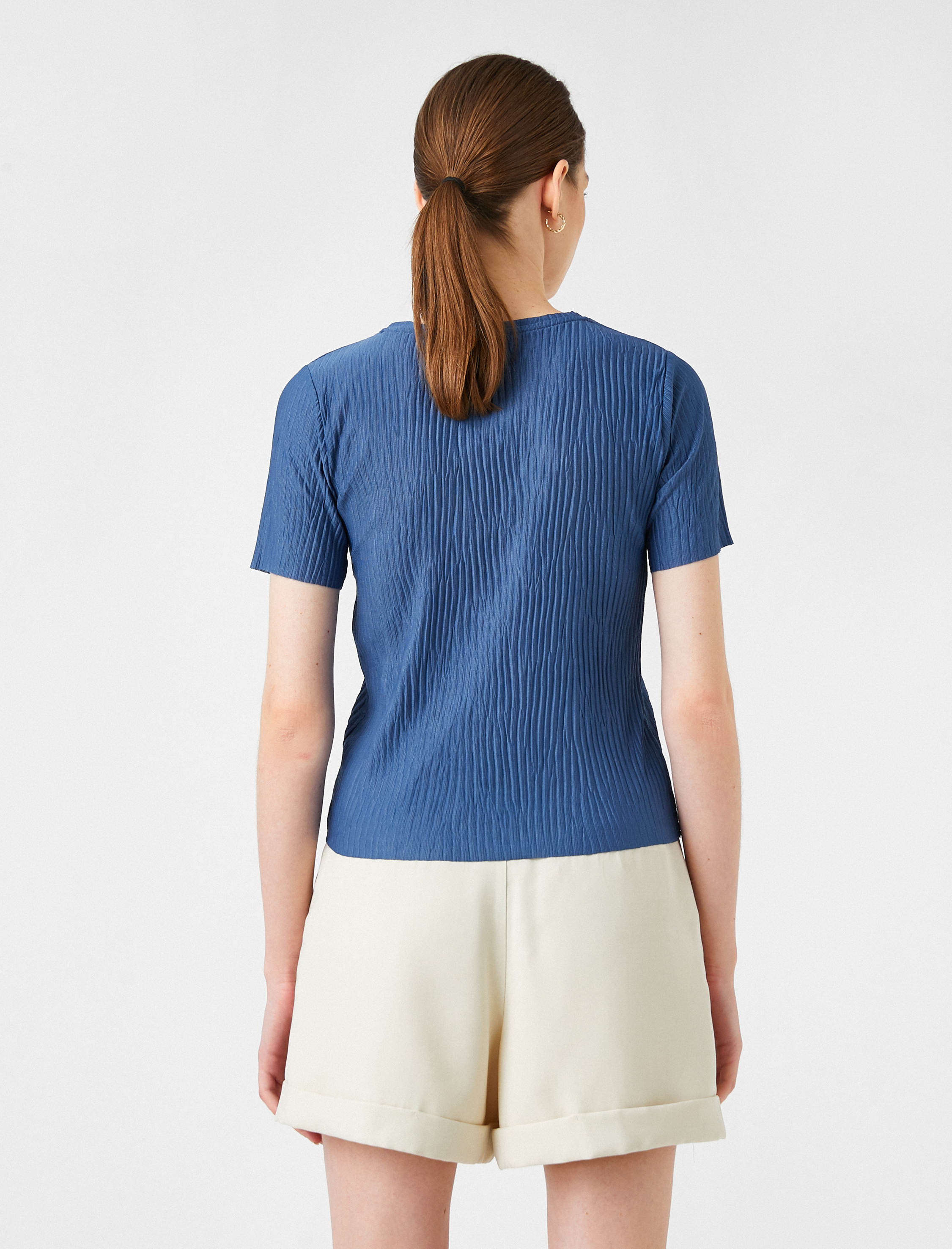   Bisiklet Yaka Kısa Kollu Tişört