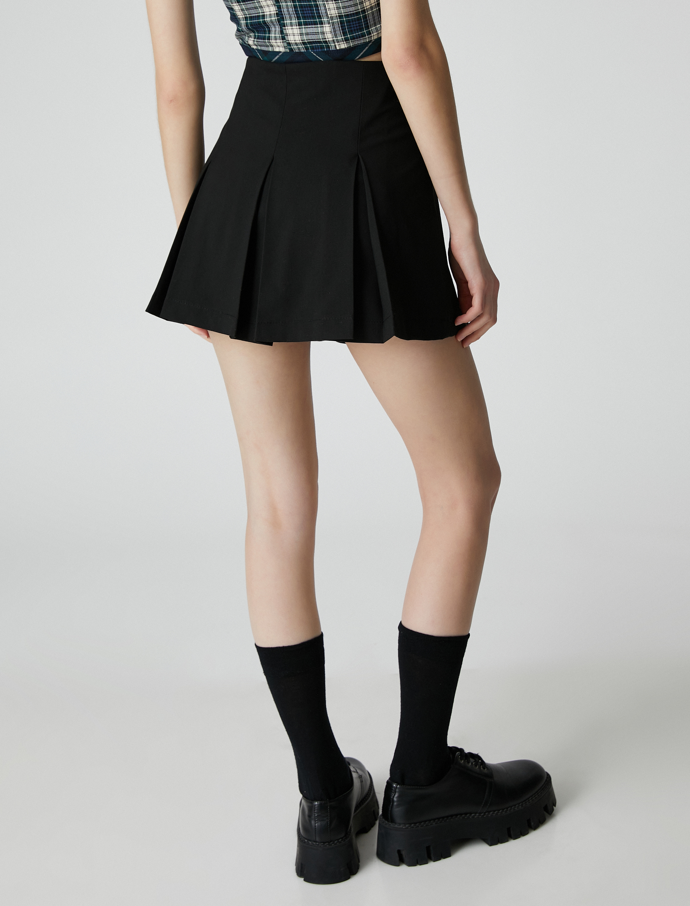   Pileli Şort Etek Mini Viskon Karışımlı