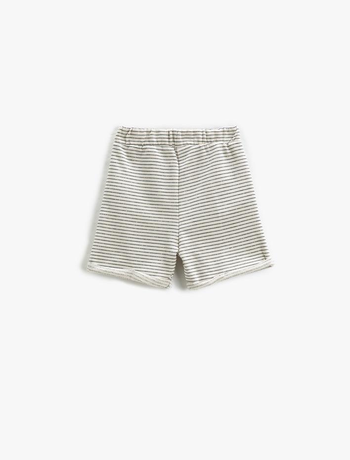 Erkek Bebek Şort Cepli Beli Bağlamalı Etiket Detaylı