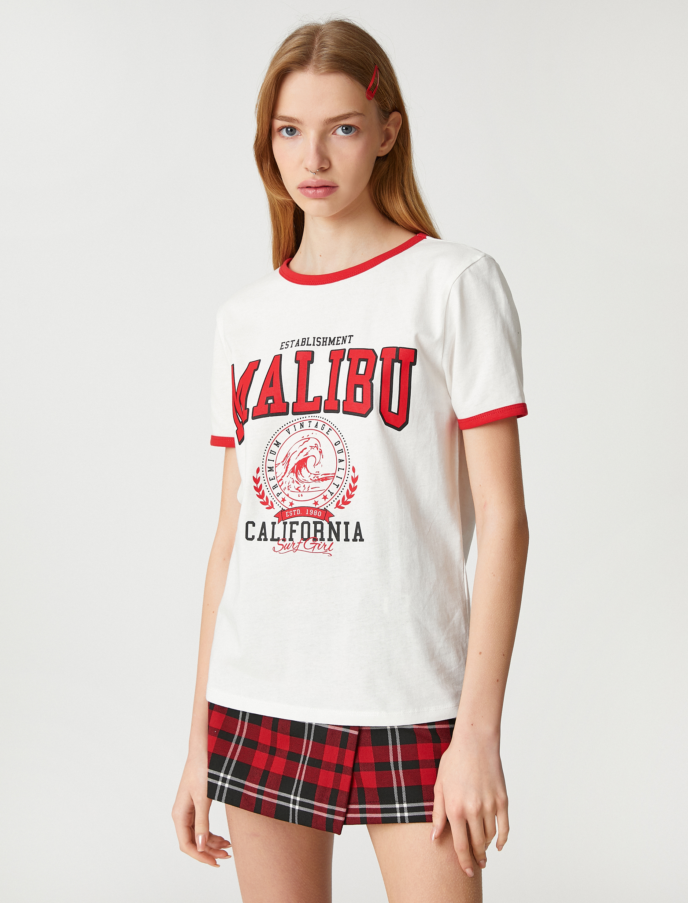   Pamuklu Tişört Kolej Baskılı Kısa Kollu Bisiklet Yaka