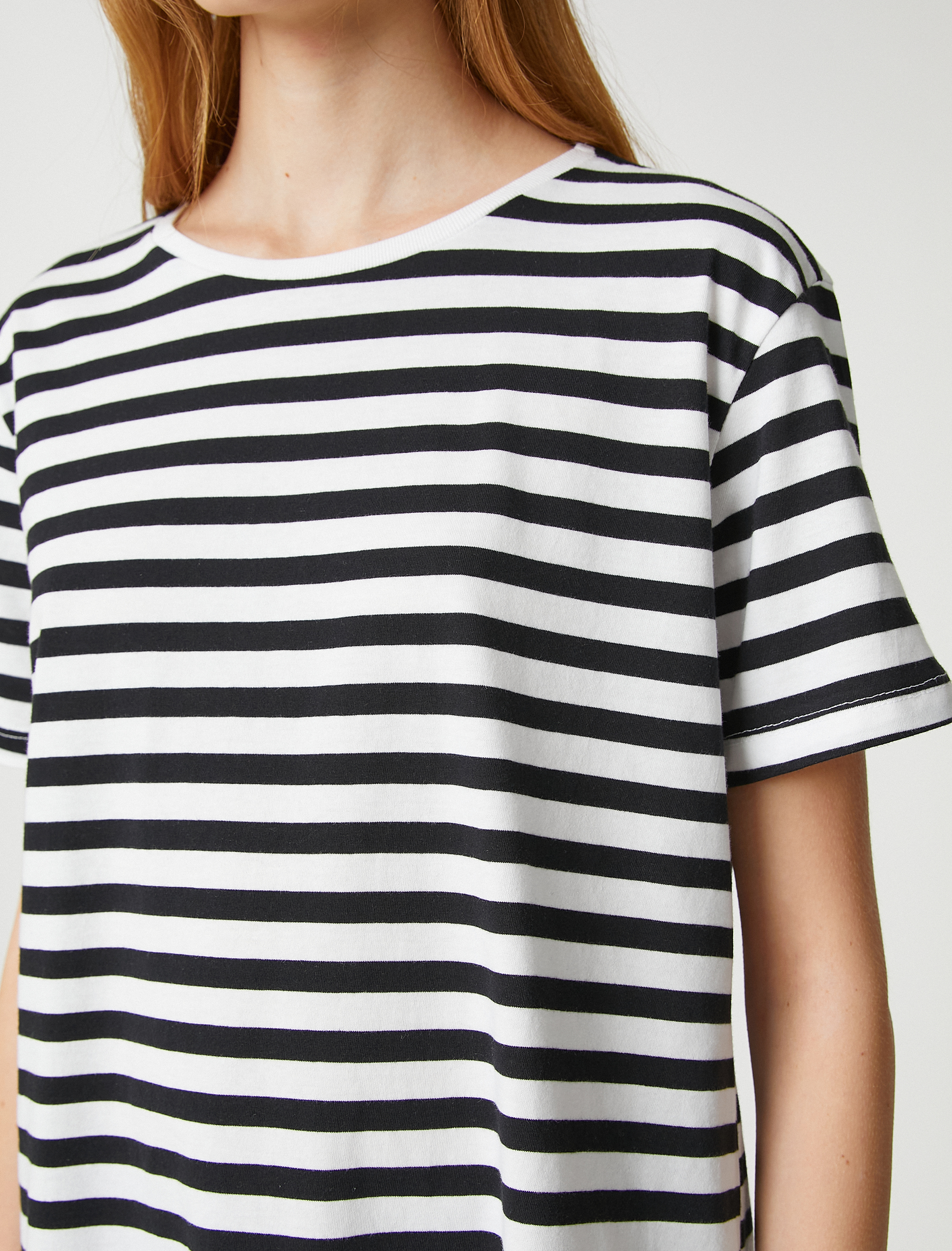   Oversize Tişört Pamuklu Uzun Bisiklet Yaka Kısa Kollu