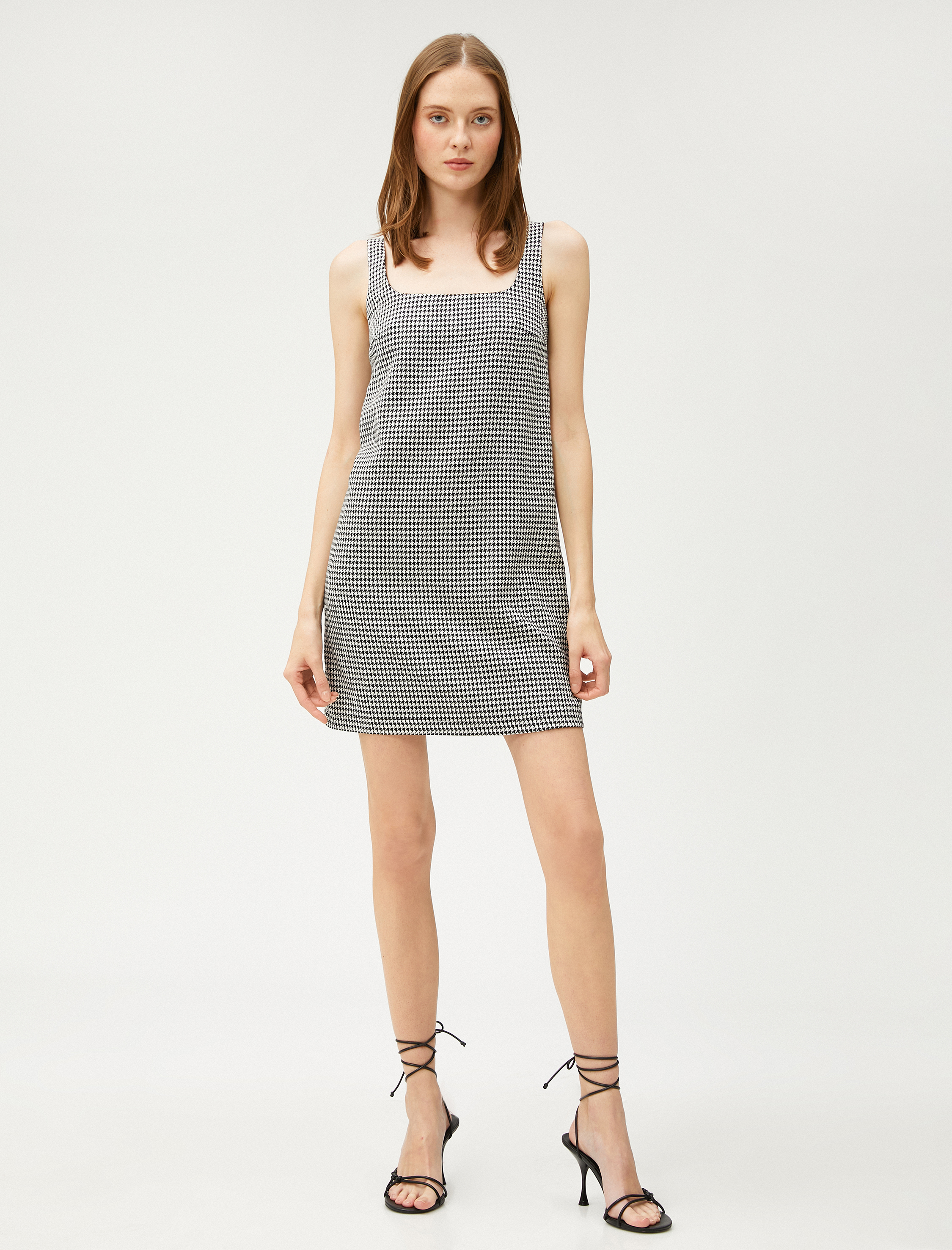   Askılı Mini Elbise Kare Yaka