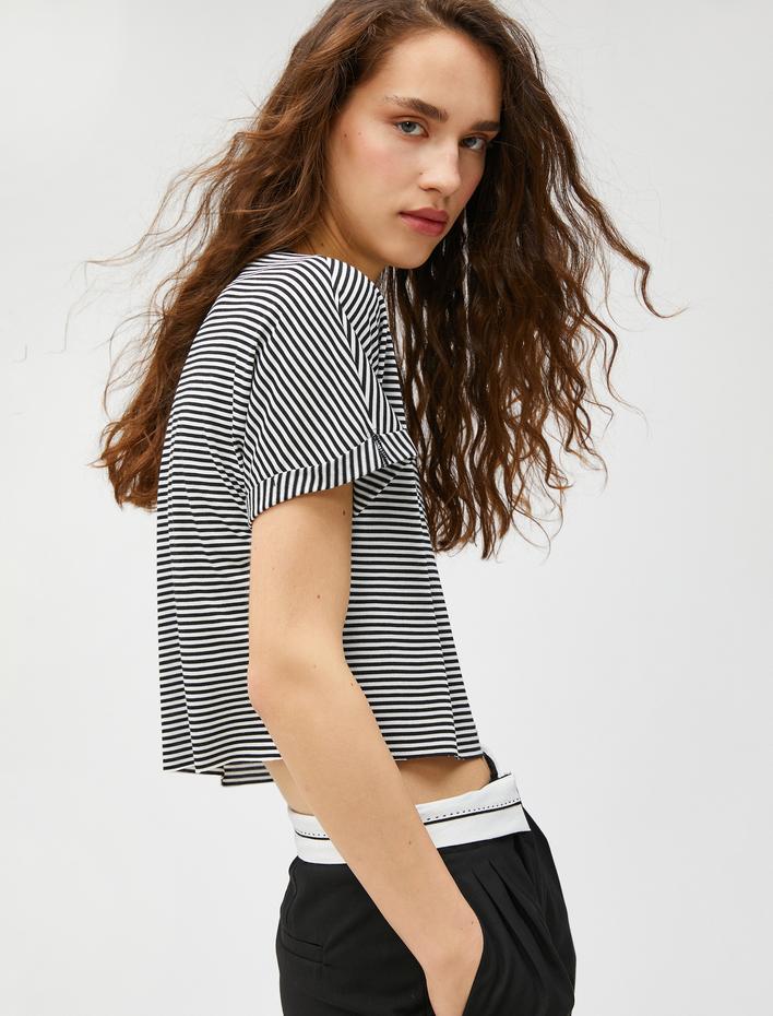  Crop Tişört Bisiklet Yaka Kısa Kollu Viskon Karışımlı