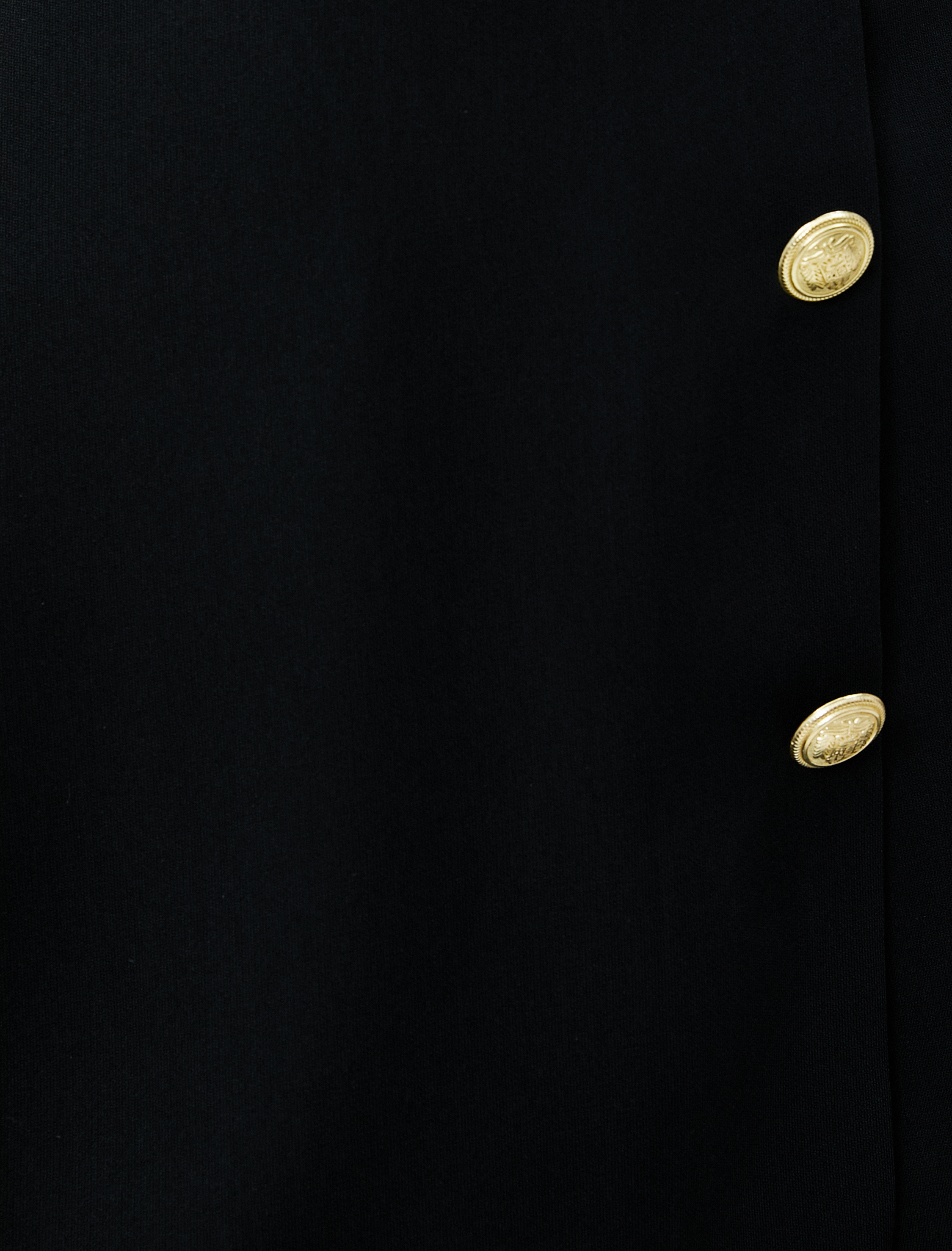   Şortlu Tulum Düğme Detaylı Degaje Yaka