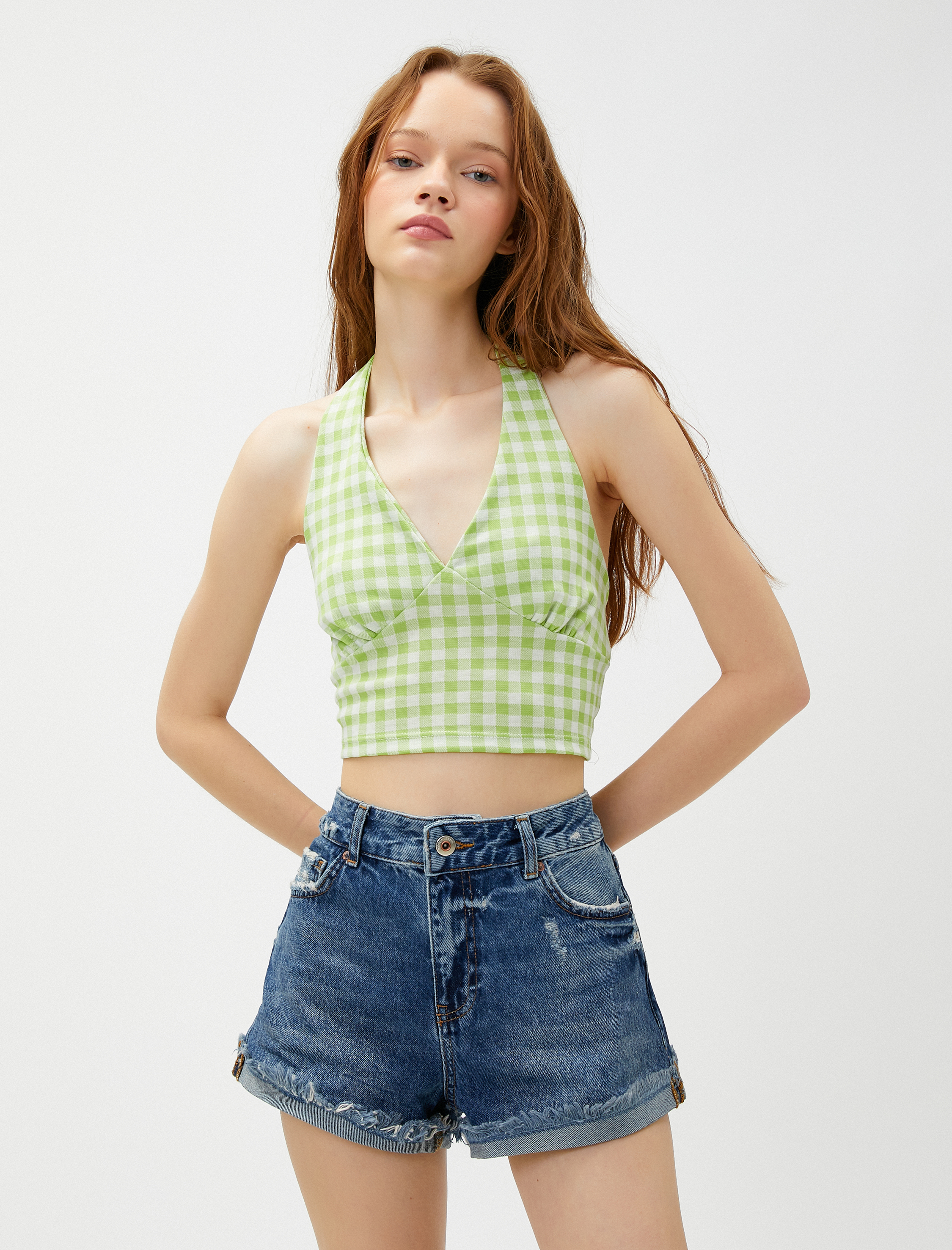   Crop Üst Boyundan Bağlamalı V Yaka