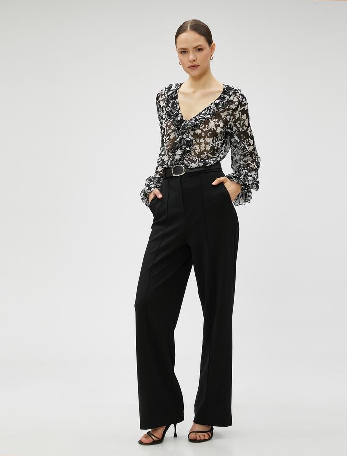  Şifon Bluz Çiçekli Volanlı V Yaka