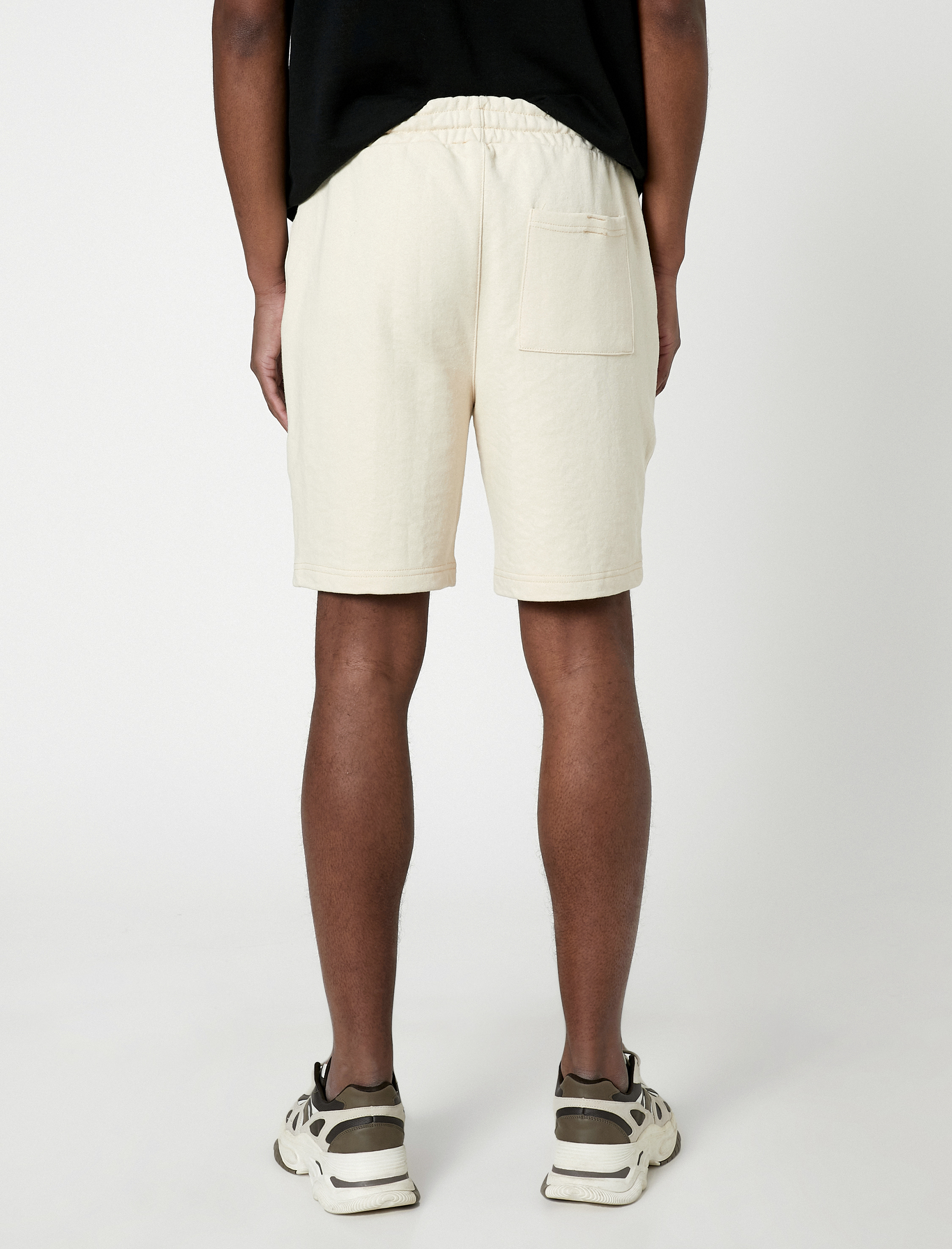   Beli Bağcıklı Şort Etiket Baskılı Cepli