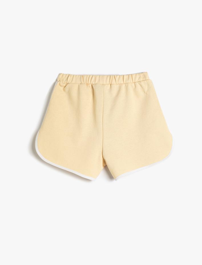 Kız Çocuk Şort Beli Bağlamalı Şerit Detaylı Baskılı Pamuklu