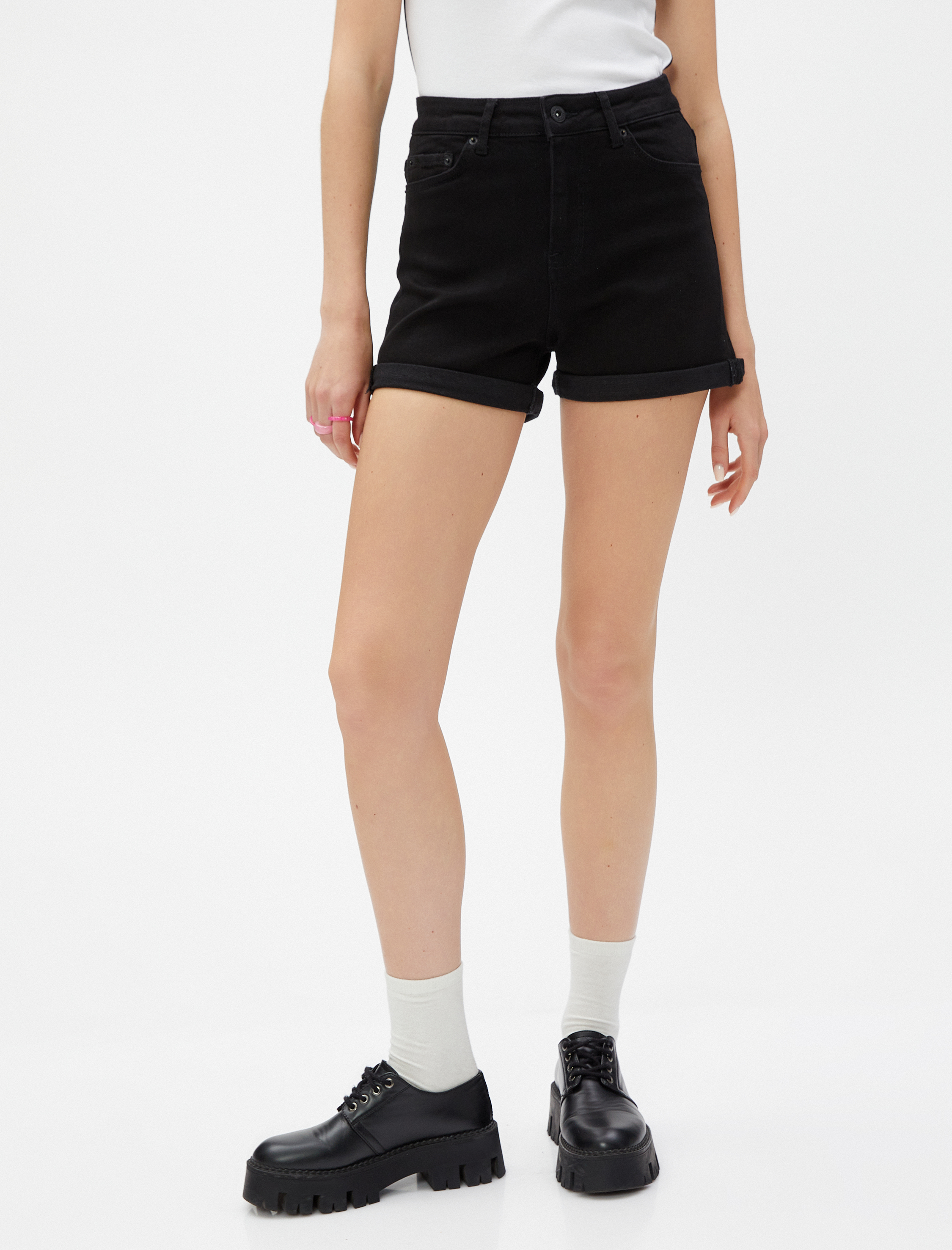   Kot Şort Cep Detaylı Düğmeli Pamuklu