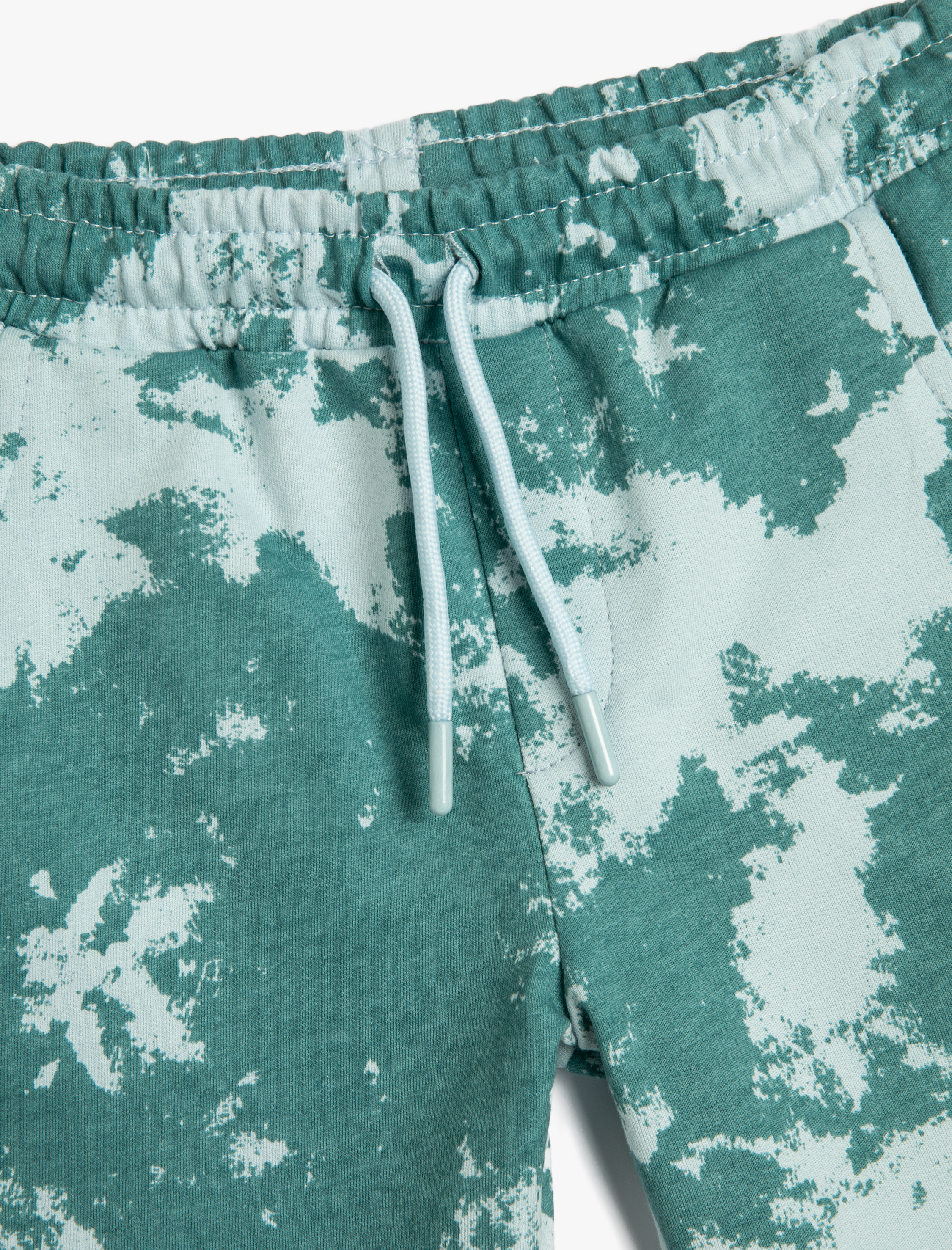  Erkek Çocuk Şort Batik Desenli Cepli Beli Bağlamalı Pamuklu