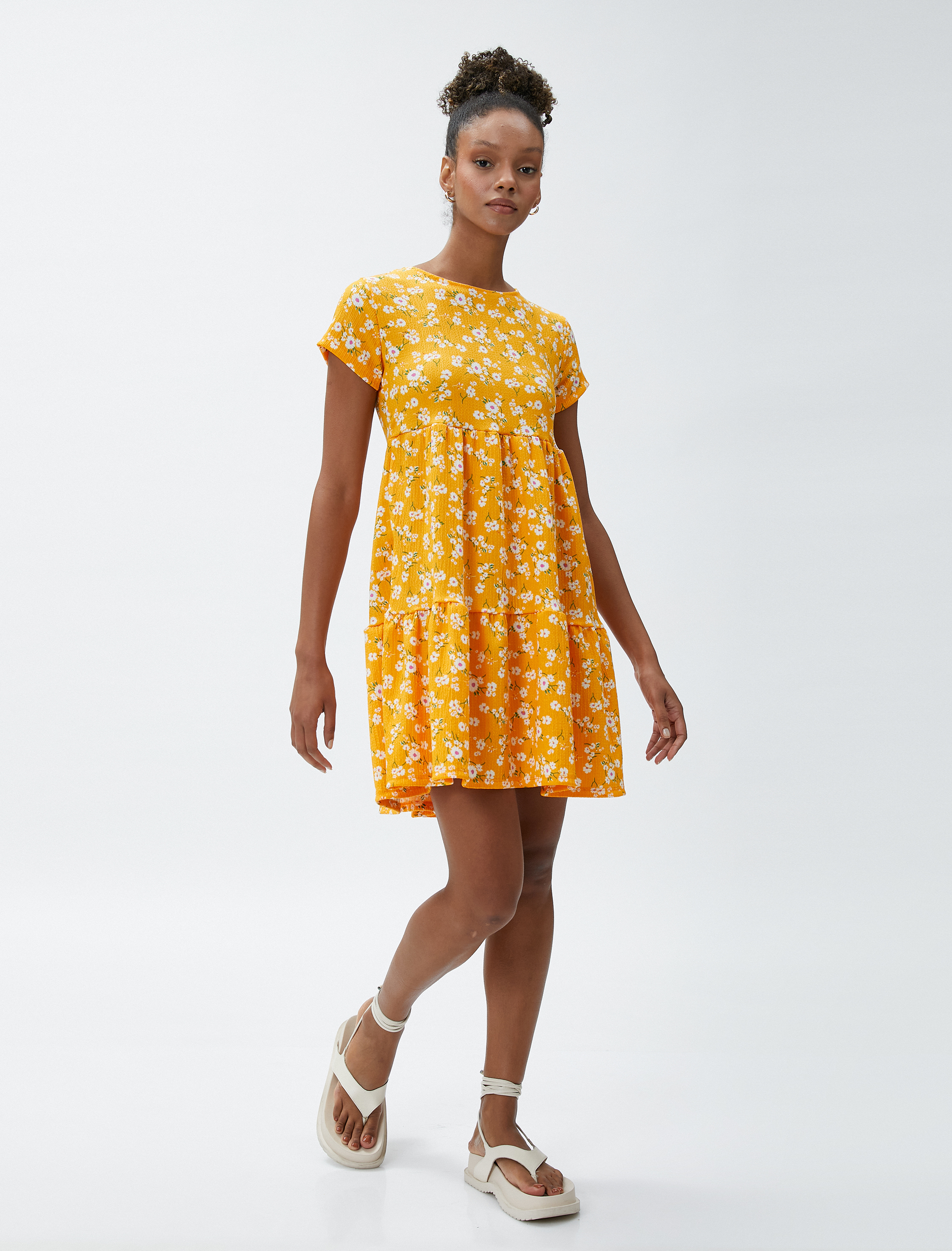   Çiçekli Elbise Bisiklet Yaka Kısa Kollu Rahat Kesim Bürümcük