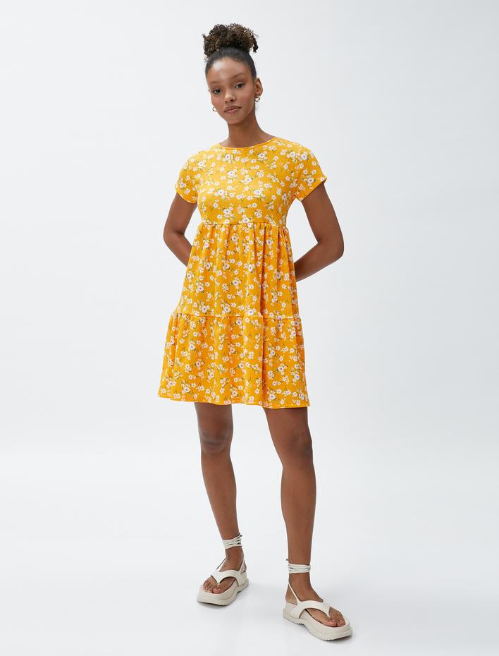  Çiçekli Elbise Bisiklet Yaka Kısa Kollu Rahat Kesim Bürümcük