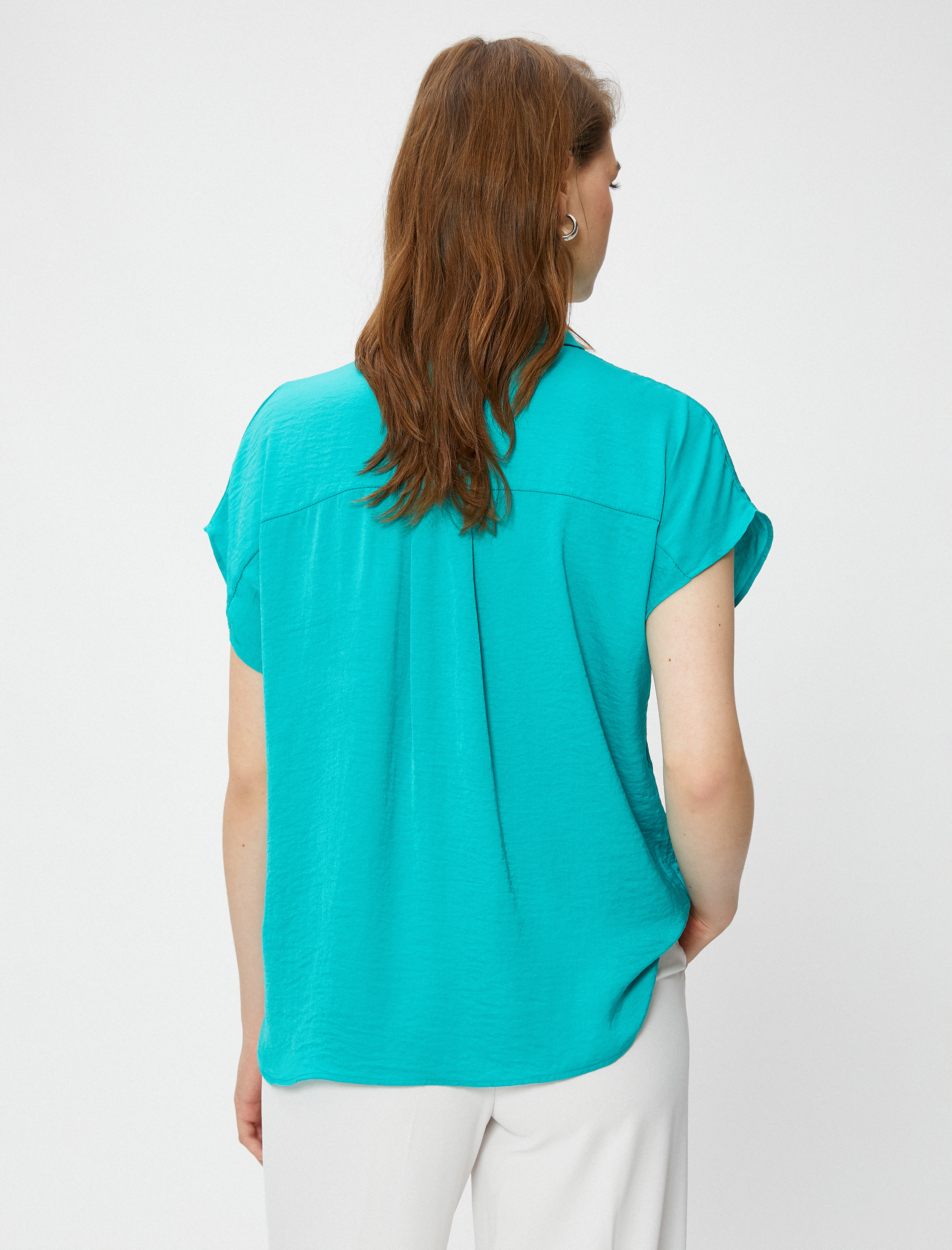   Düşük Kollu Gömlek Düğmeli