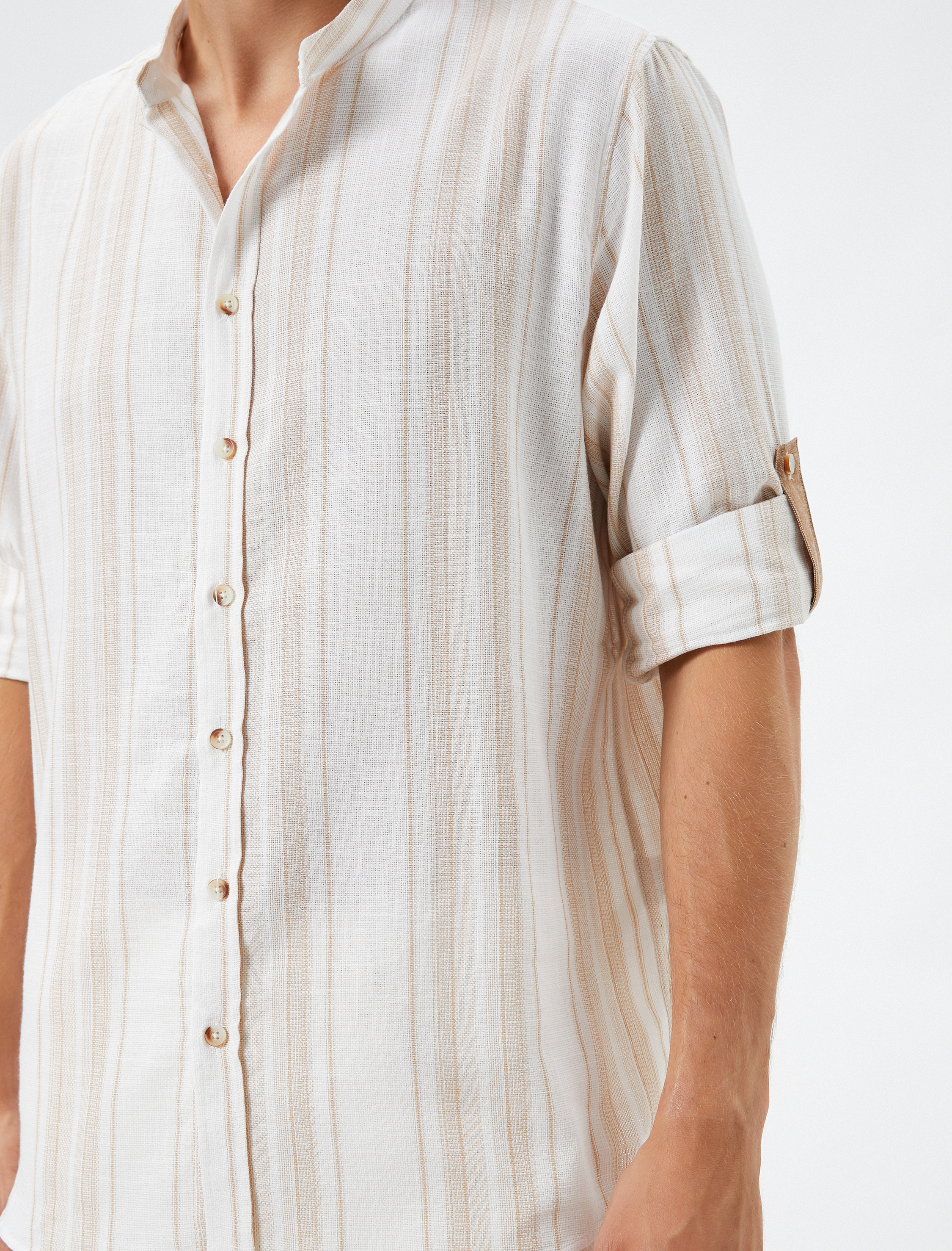 Hakim Yaka Gömlek Uzun Kollu Düğmeli Katlanabilir Kol Detaylı