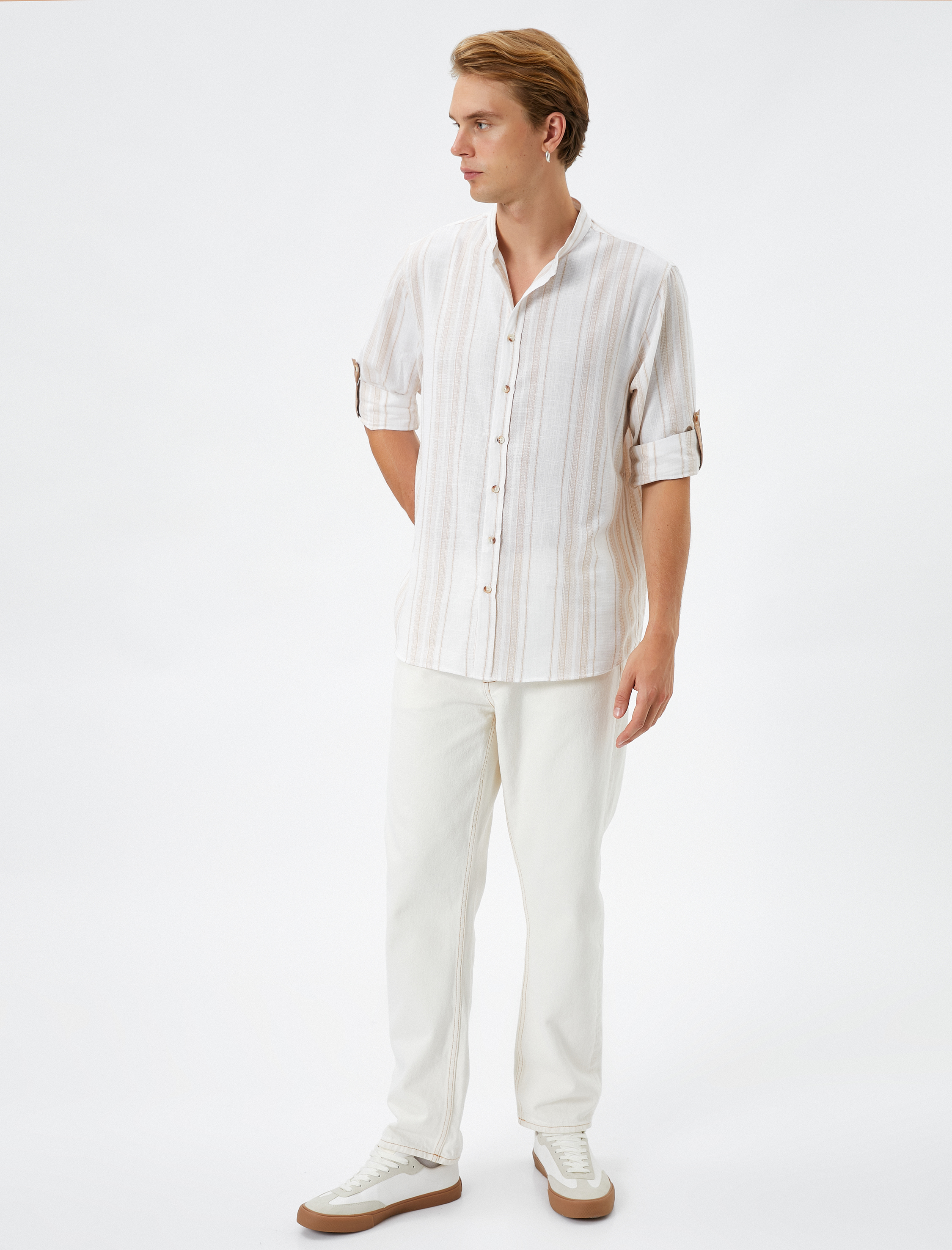 Hakim Yaka Gömlek Uzun Kollu Düğmeli Katlanabilir Kol Detaylı