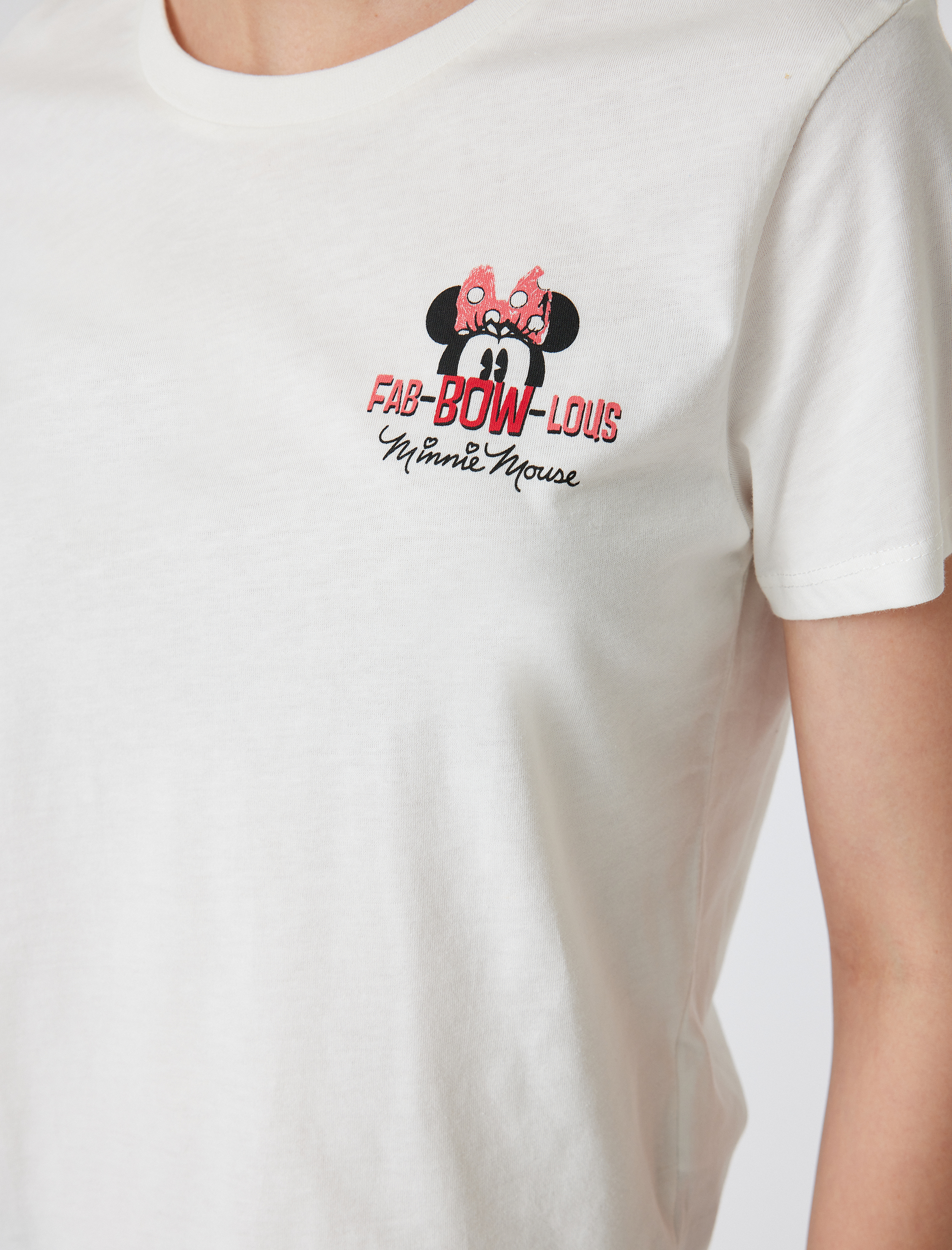  Minnie Mouse Lisanslı Tişört