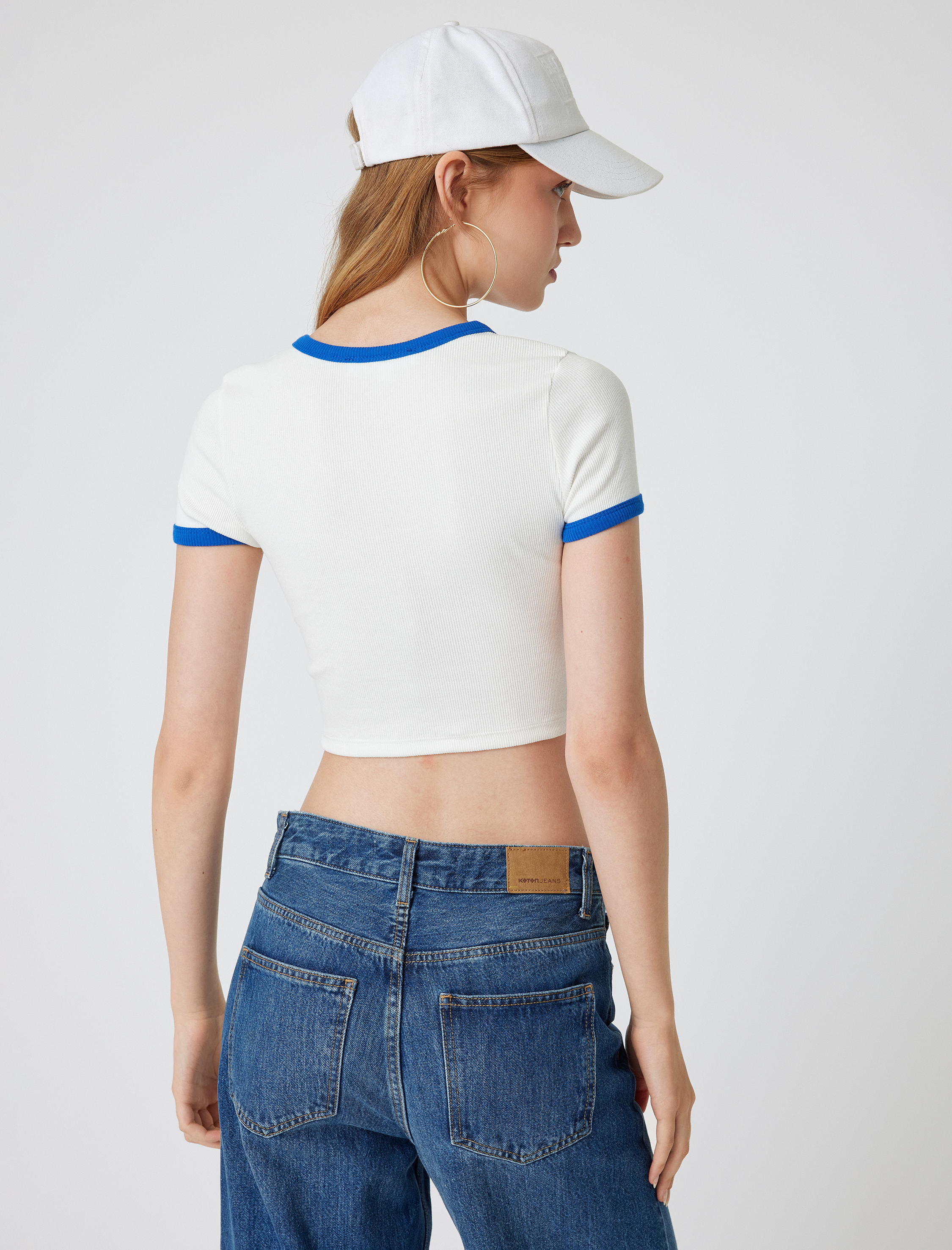 Crop Tişört Slogan Baskılı Bisiklet Yaka Biyeli Kısa Kollu Slim Fit