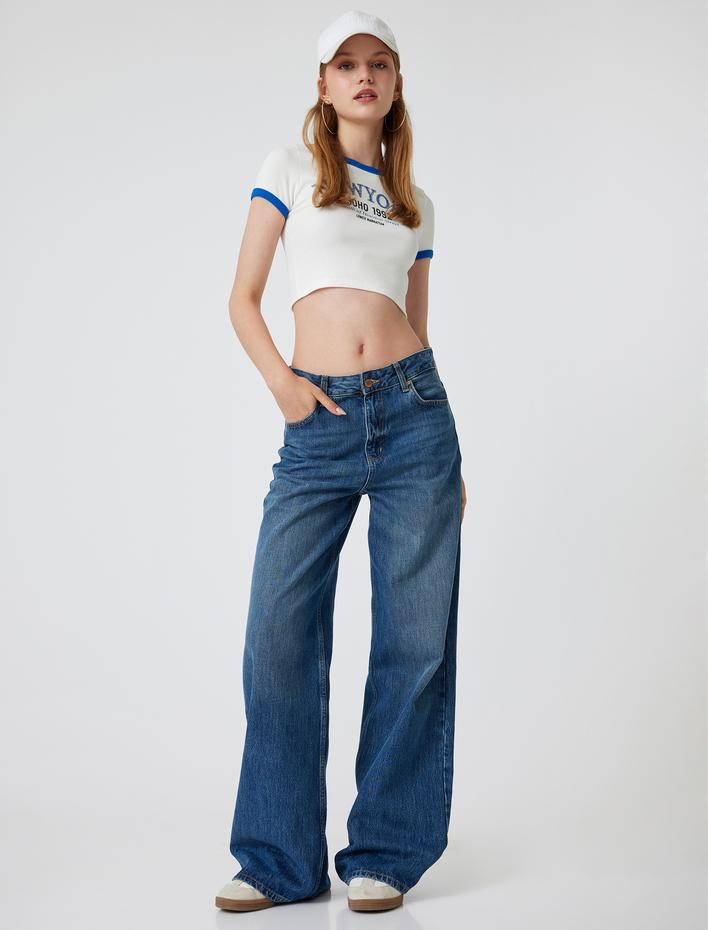  Crop Tişört Slogan Baskılı Bisiklet Yaka Biyeli Kısa Kollu Slim Fit