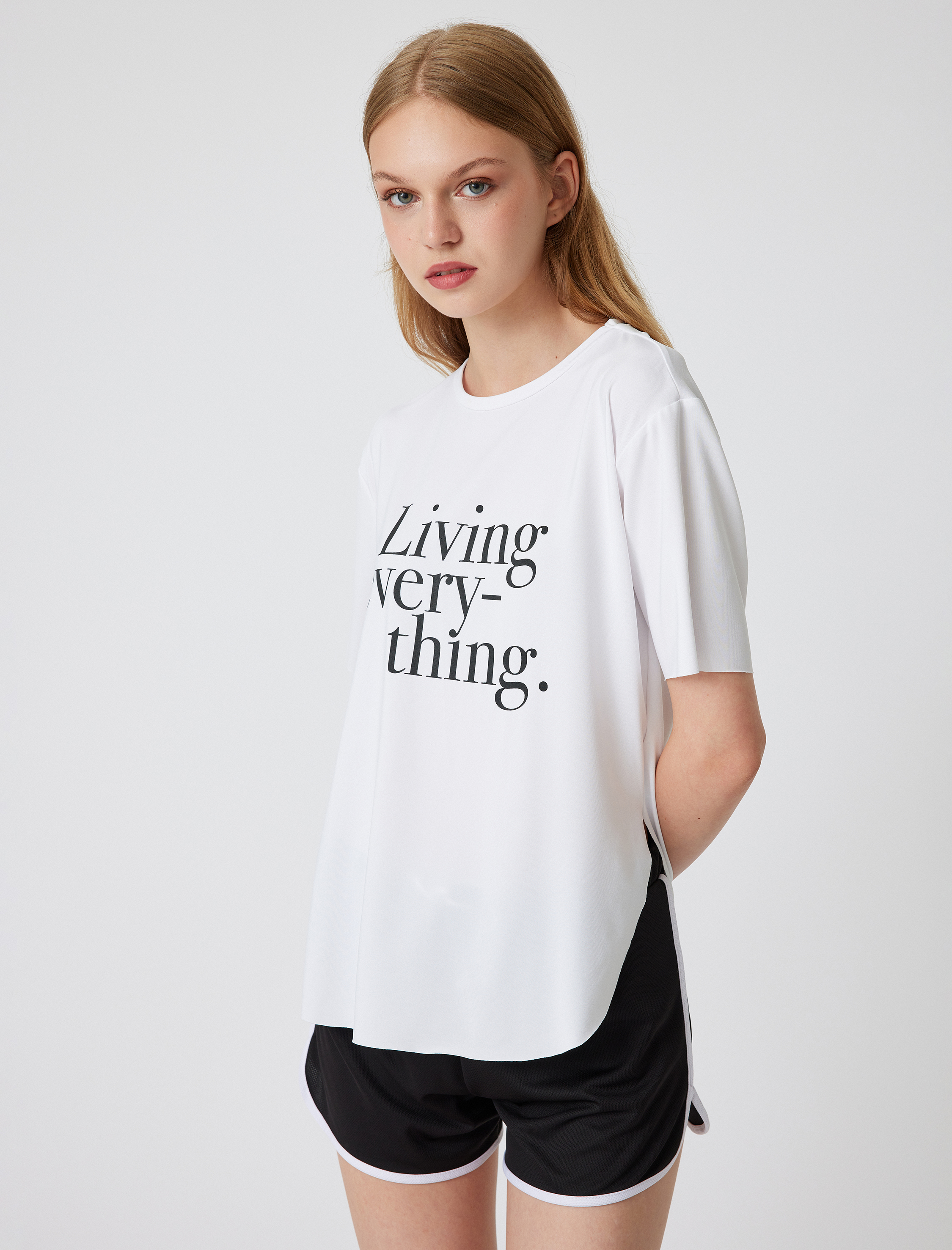 Oversize Spor Tişört Slogan Baskılı Bisiklet Yaka Yırtmaç Detaylı