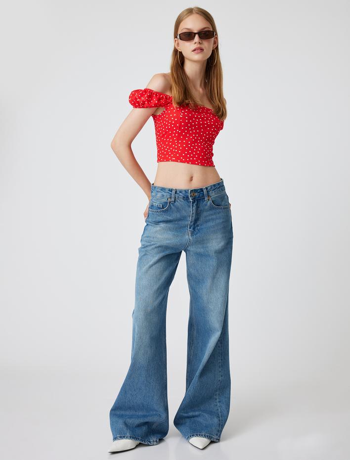  Balon Kol Omzu Açık Bluz Puantiyeli Madonna Yaka Bürümcük