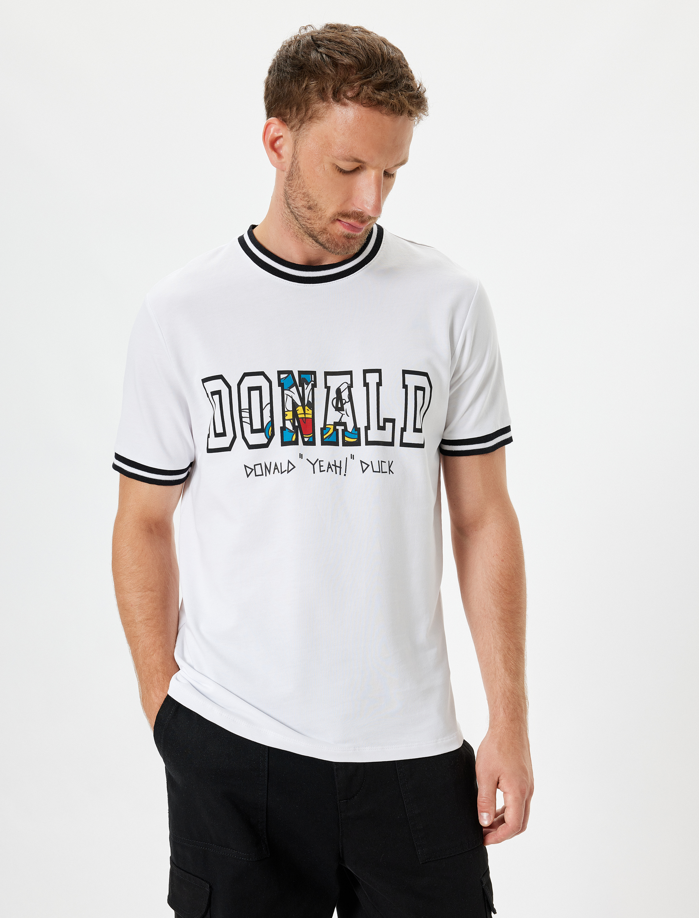 Donald Duck Tişört Lisanslı Kısa Kollu Bisiklet Yaka Pamuklu