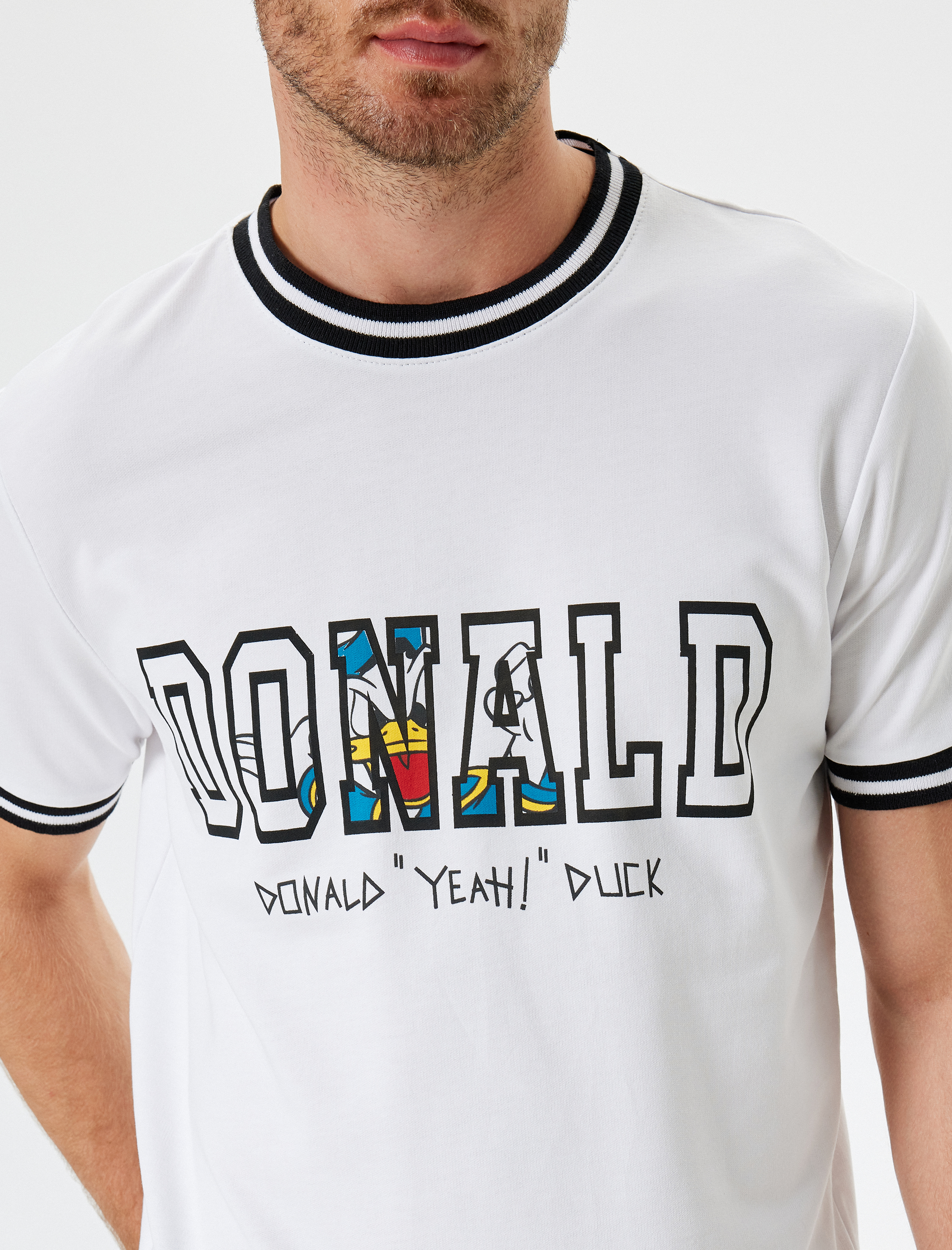 Donald Duck Tişört Lisanslı Kısa Kollu Bisiklet Yaka Pamuklu