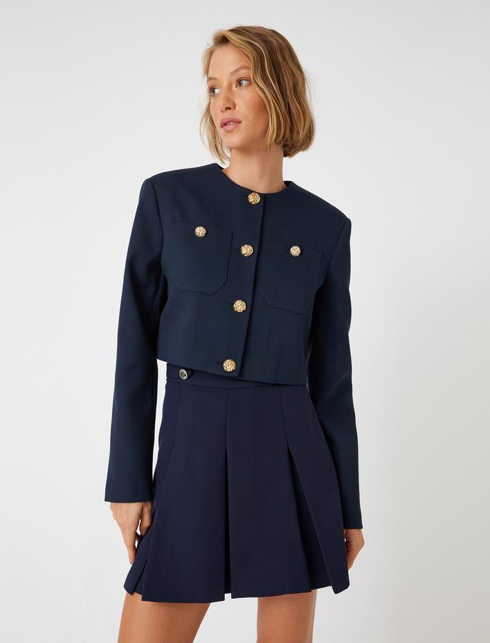  Yuvarlak Yaka Gold Düğmeli Cepli Crop Ceket