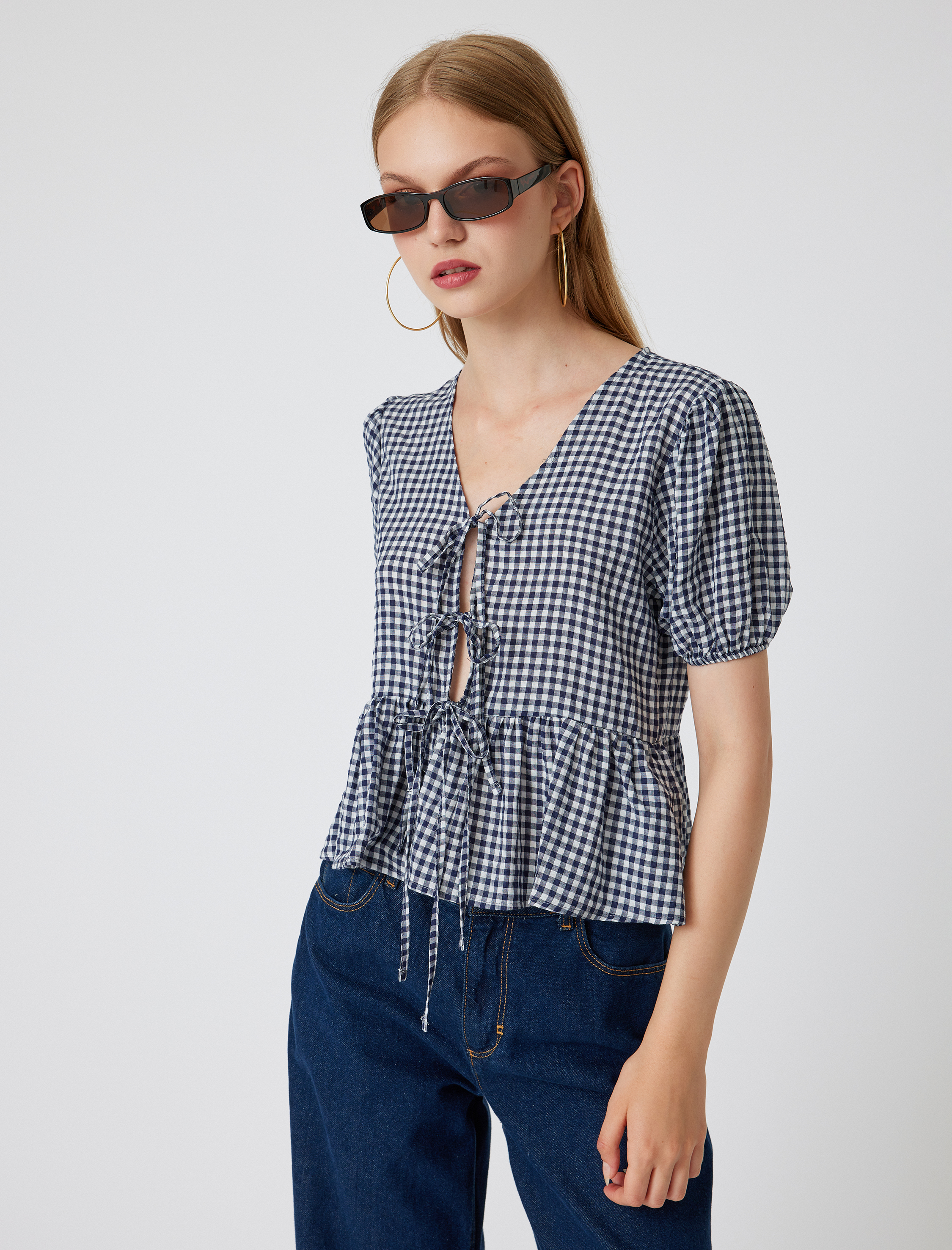 Balon Kol Bluz Volanlı Bağcıklı Slim Fit Pötikareli