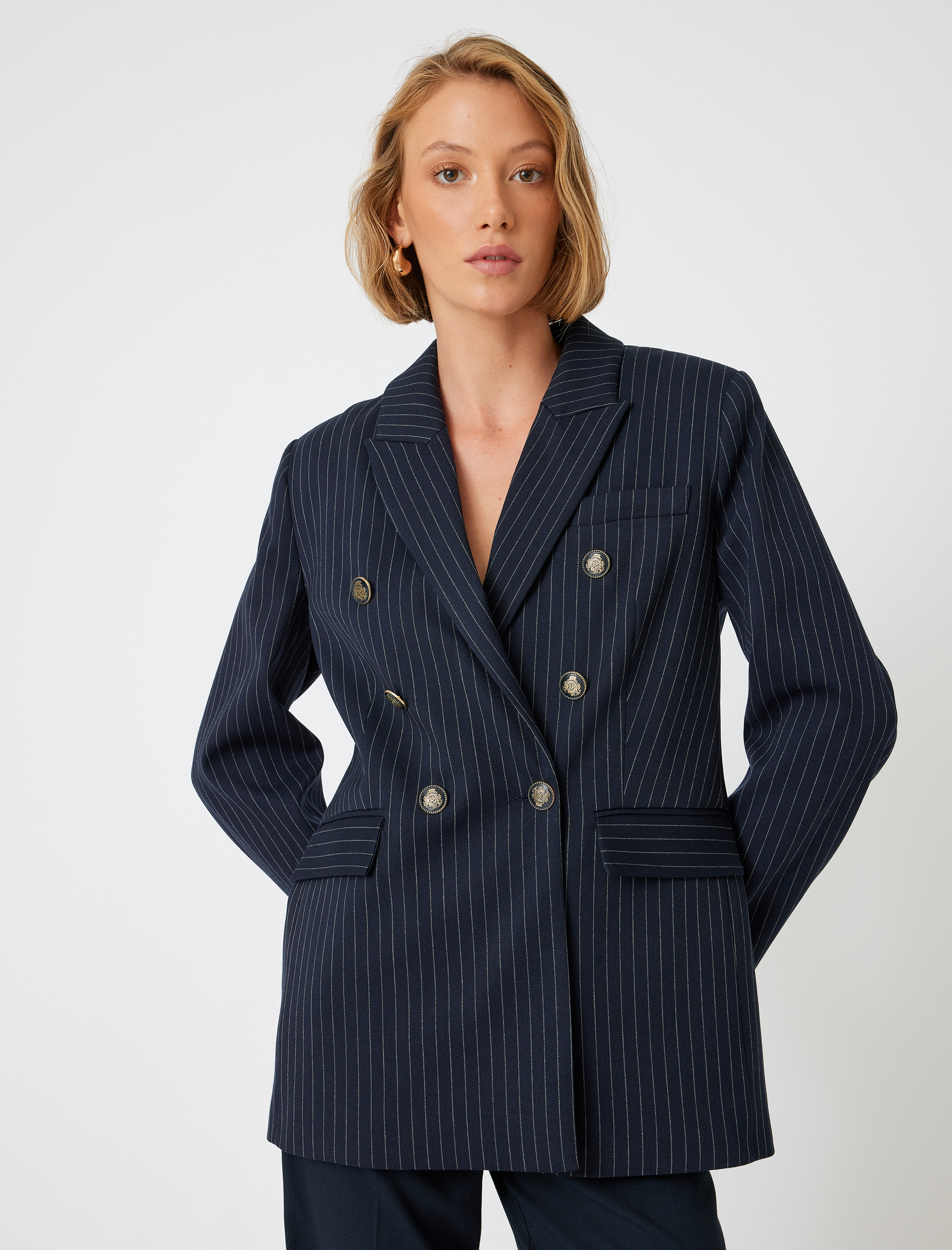   Kruvaze Blazer Ceket Kalça Boy Kapaklı Çift Cepli Düğmeli