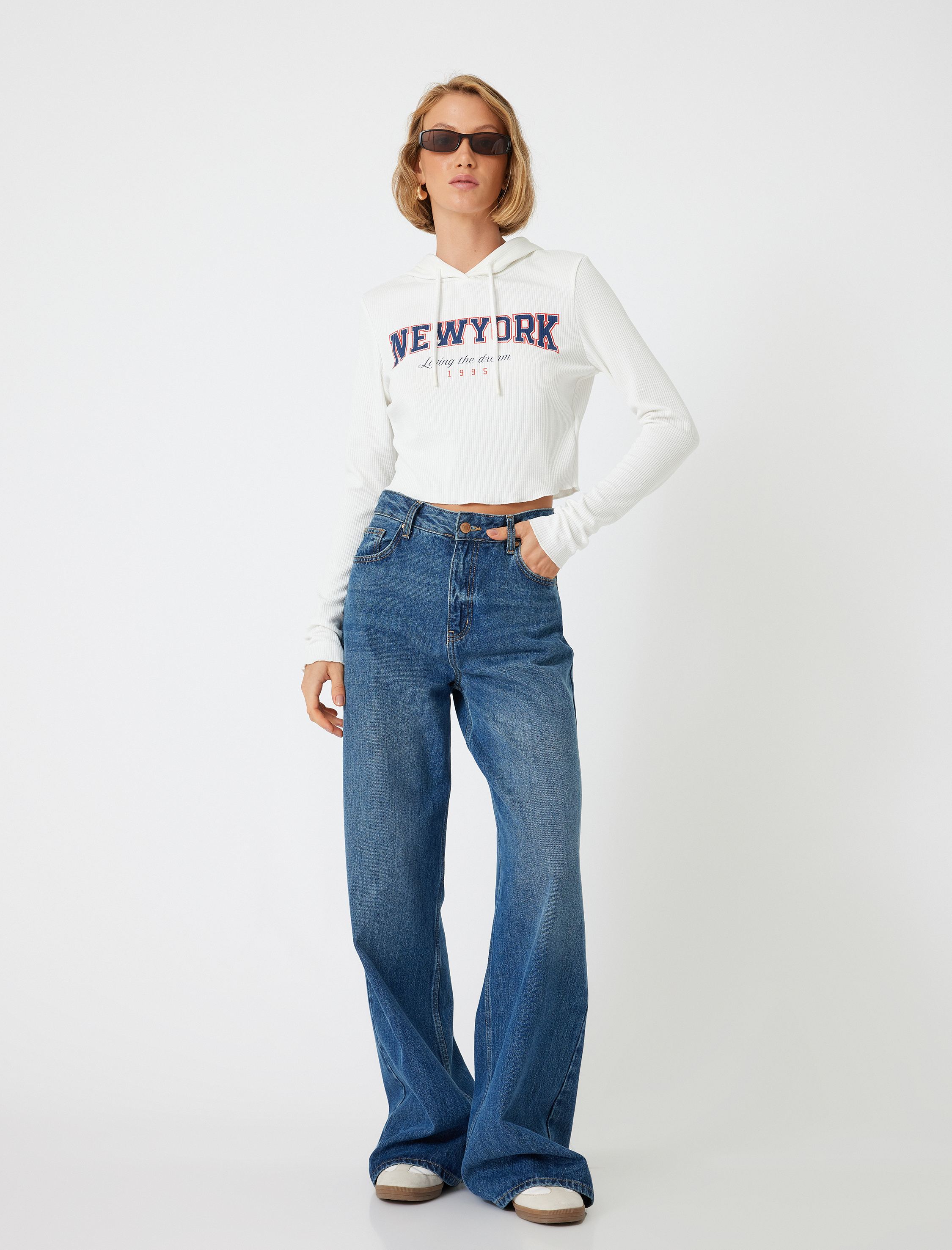   Fitilli Baskılı Uzun Kollu Slim Fit Kolej Kapüşonlu Tişört