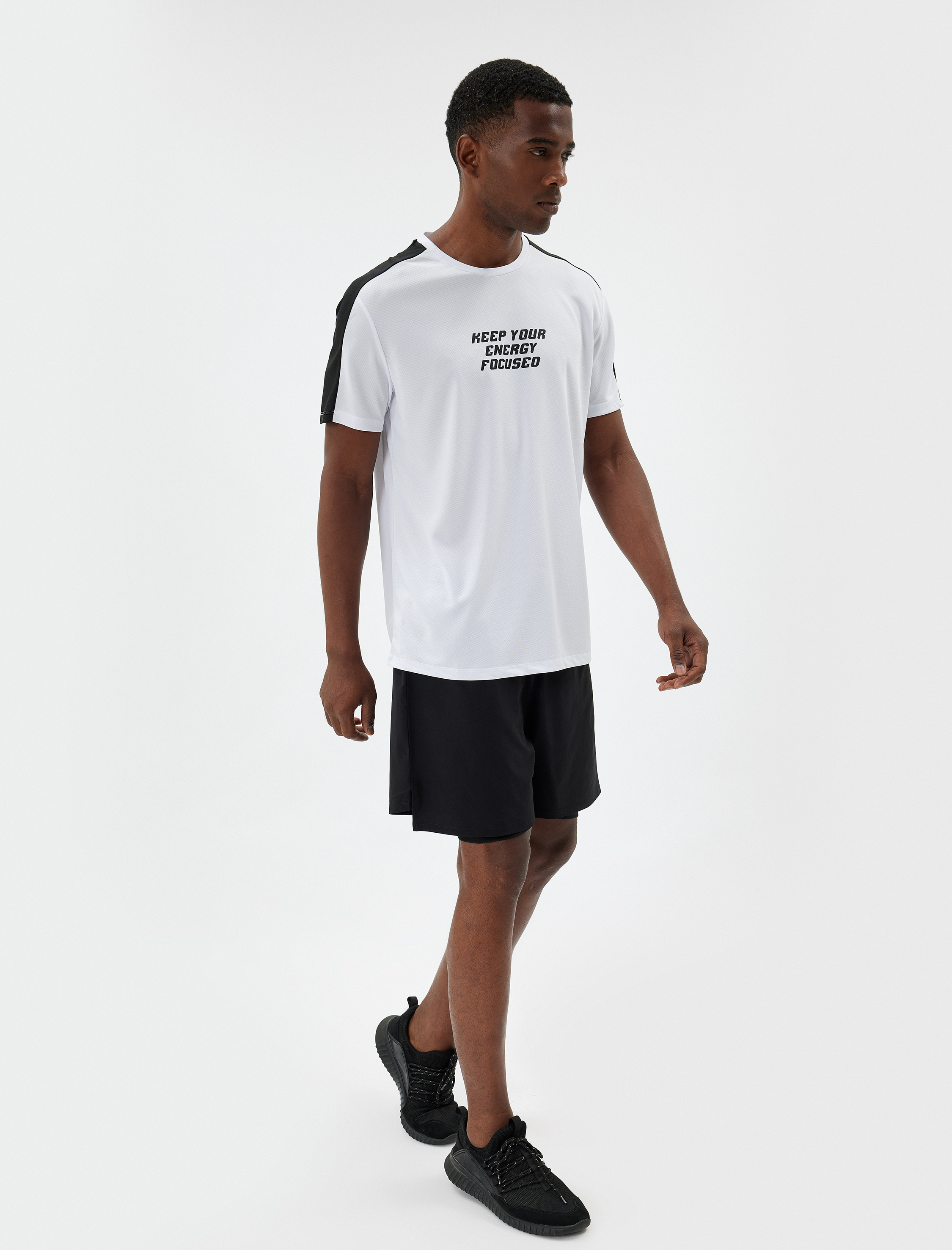 Slogan Baskılı Kısa Kollu Renk Kontrastlı Bisiklet Yaka Spor Tişört