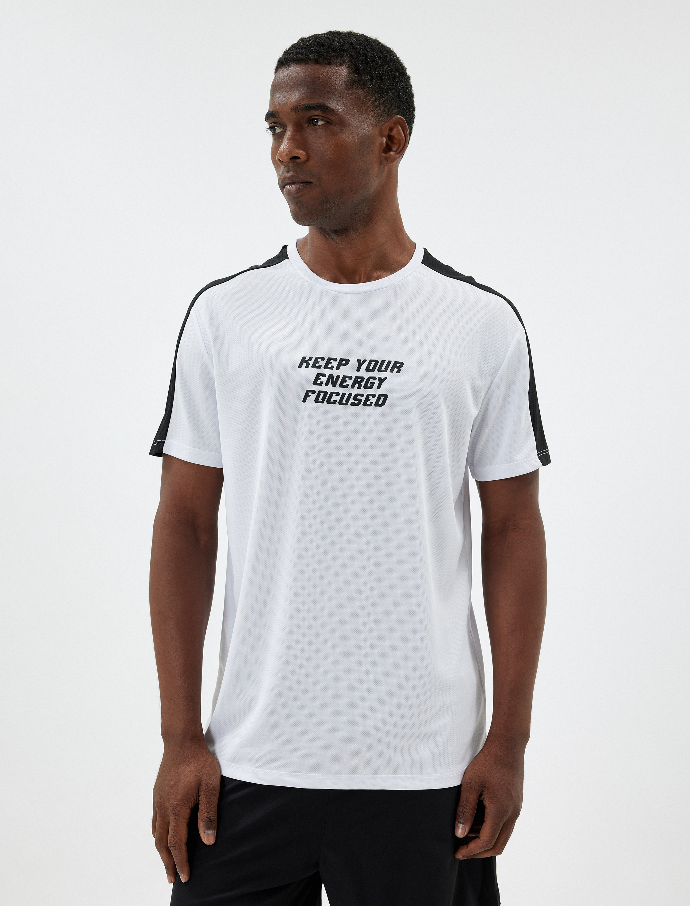 Slogan Baskılı Kısa Kollu Renk Kontrastlı Bisiklet Yaka Spor Tişört