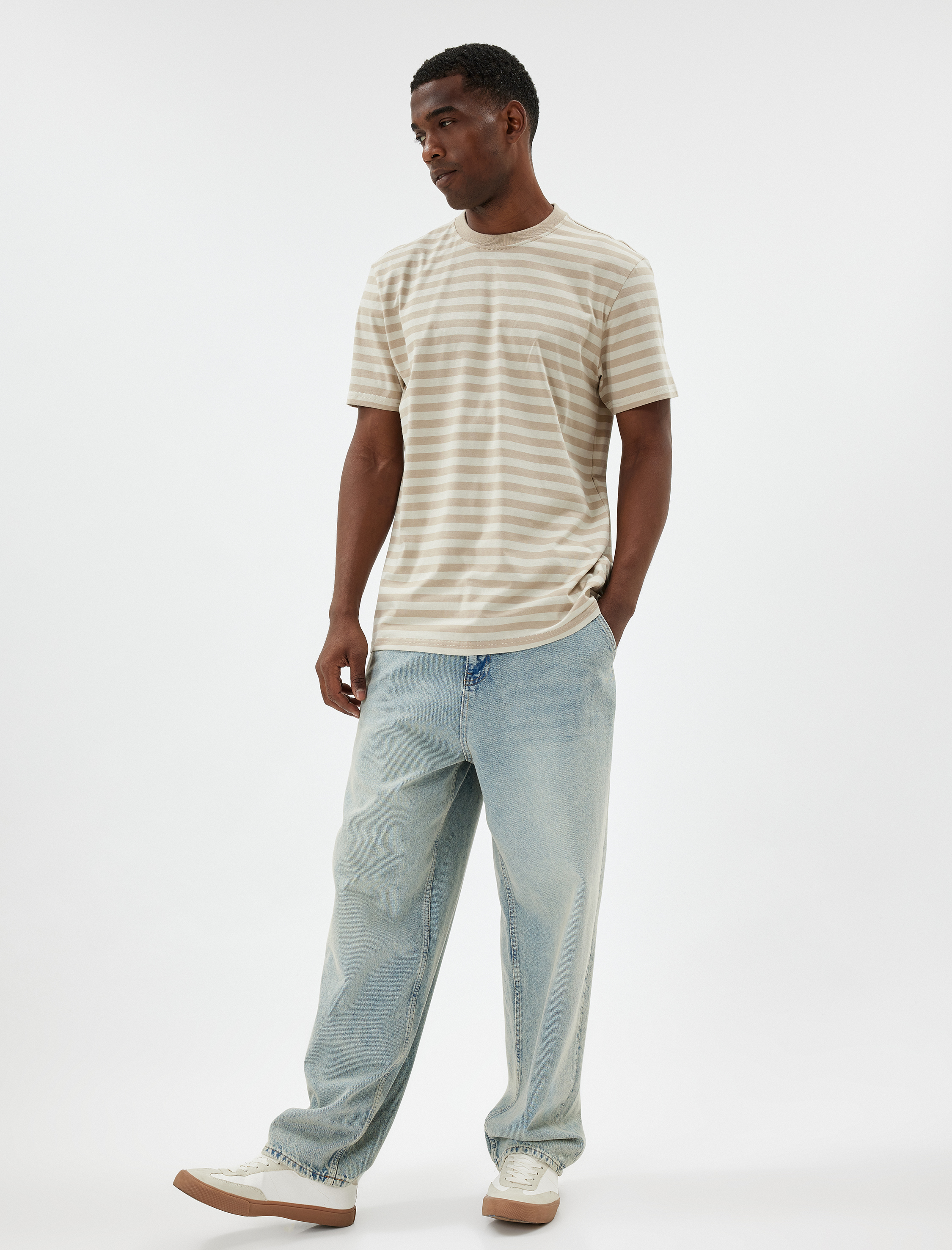   Basic Tişört Bisiklet Yaka Kısa Kollu Pamuklu