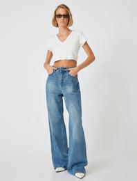 Crop Viskon Tişört V Yaka Kısa Kollu Slim Fit