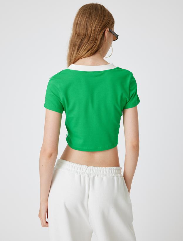 Crop Tişört V Yaka Slogan Baskılı Kısa Kollu Biyeli Slim Fit_3