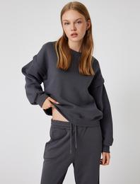 Basic Oversize Sweatshirt Uzun Kollu Bisiklet Yaka Dikiş Detaylı