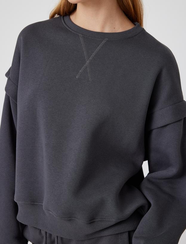 Basic Oversize Sweatshirt Uzun Kollu Bisiklet Yaka Dikiş Detaylı_4