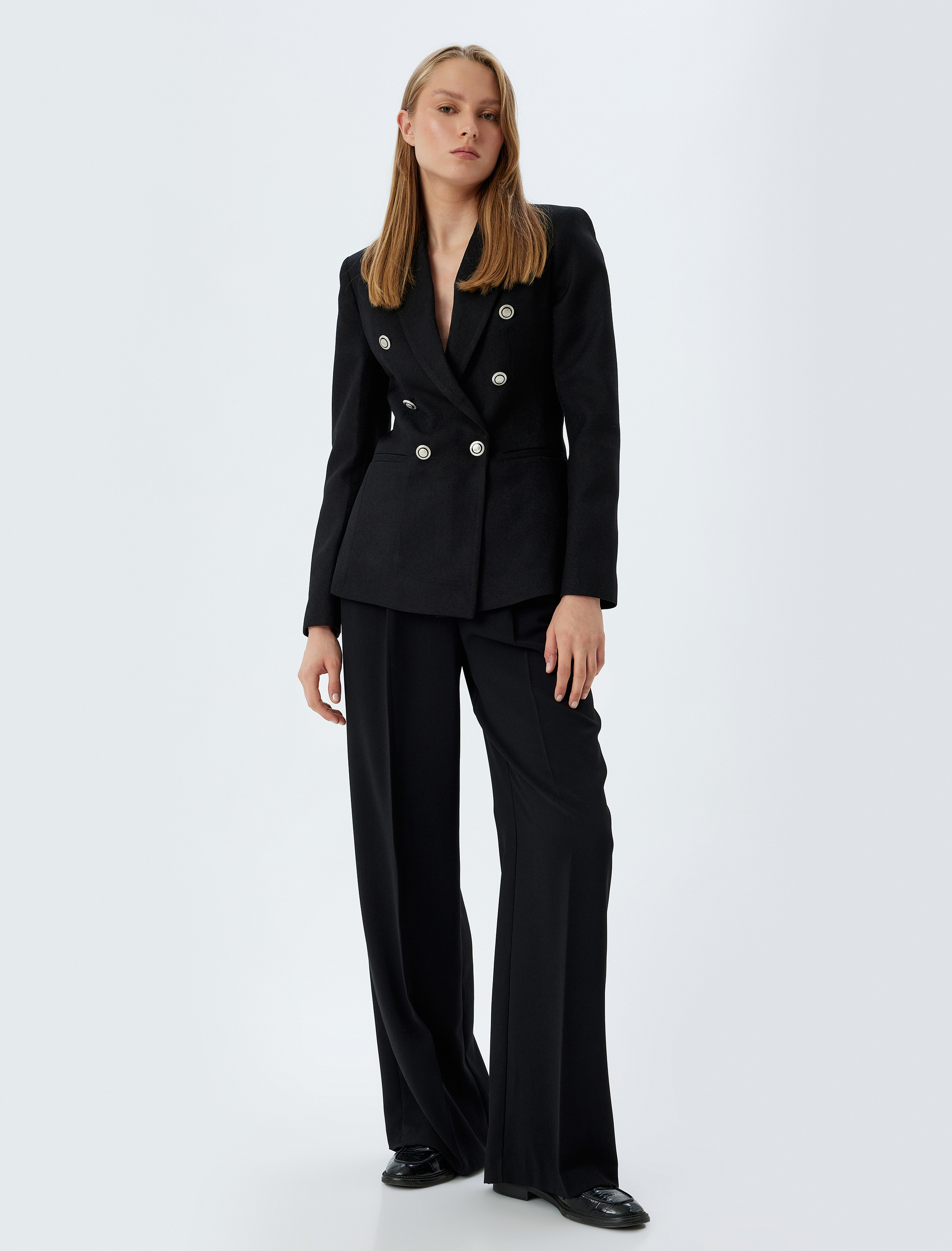   Düğmeli Cepli Kruvaze Blazer Ceket