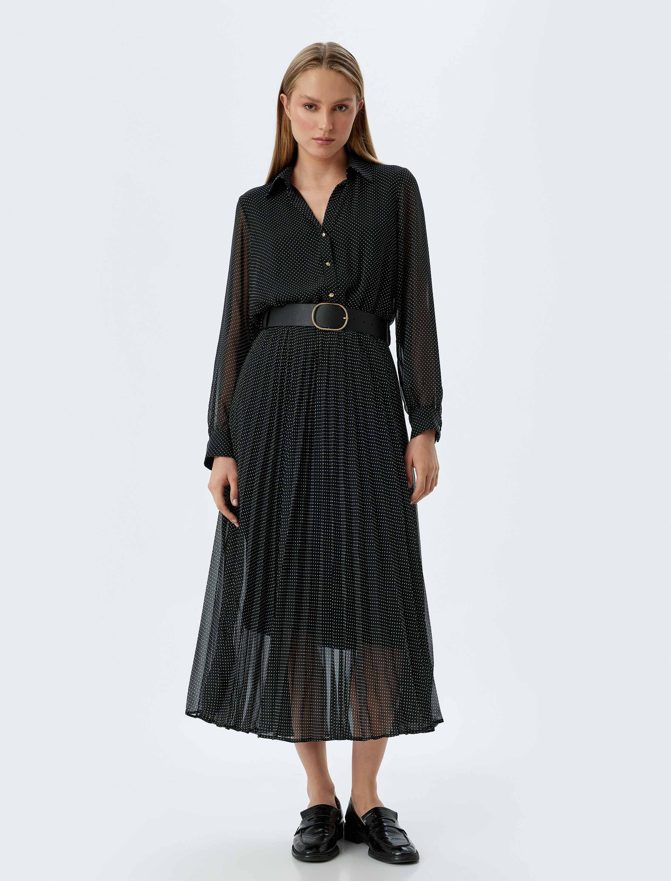   Astarlı Gömlek Yaka Düğmeli Midi Boy Puantiyeli Pileli Elbise